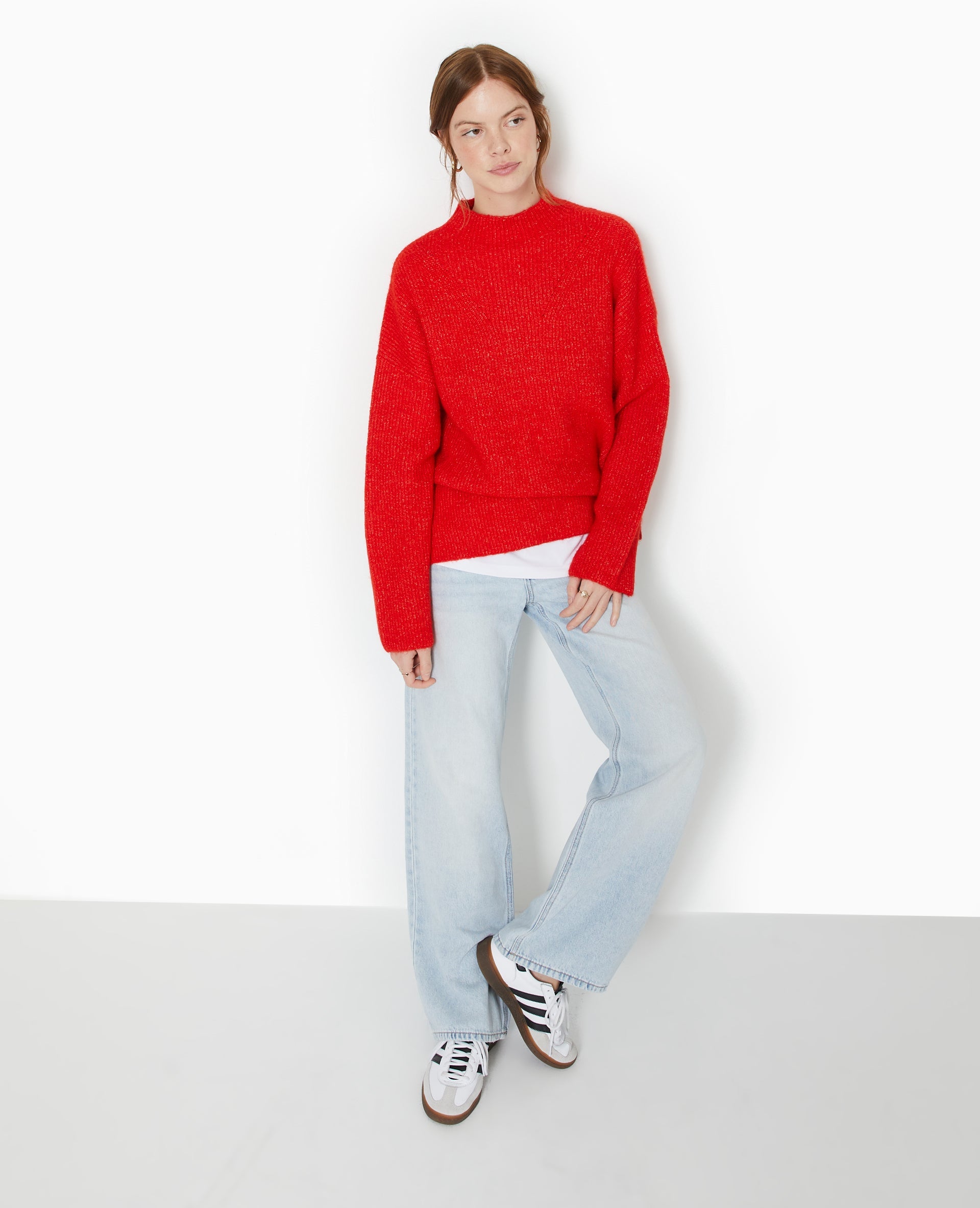 Pull col montant avec jeu de mailles