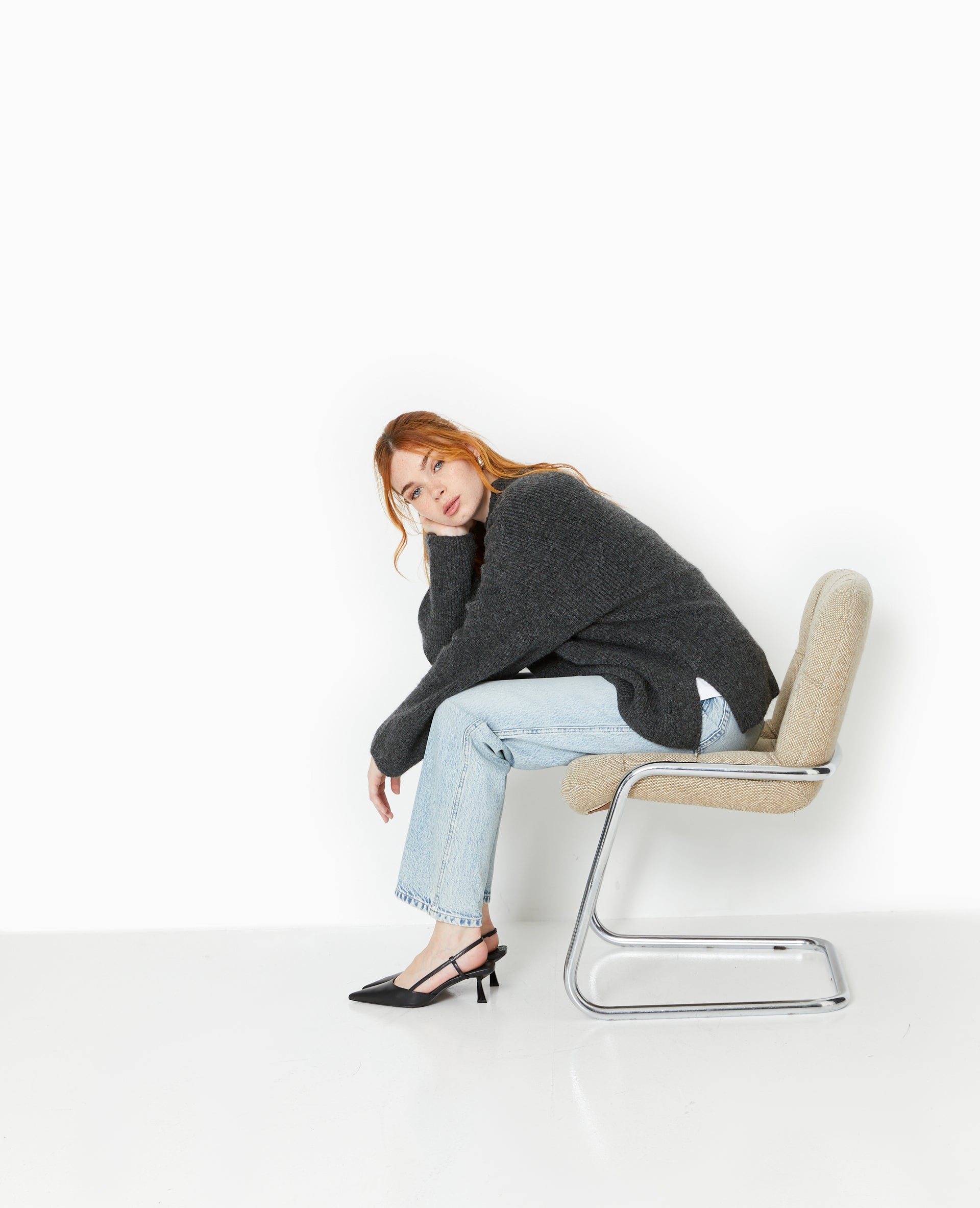 Pull col montant avec jeu de mailles