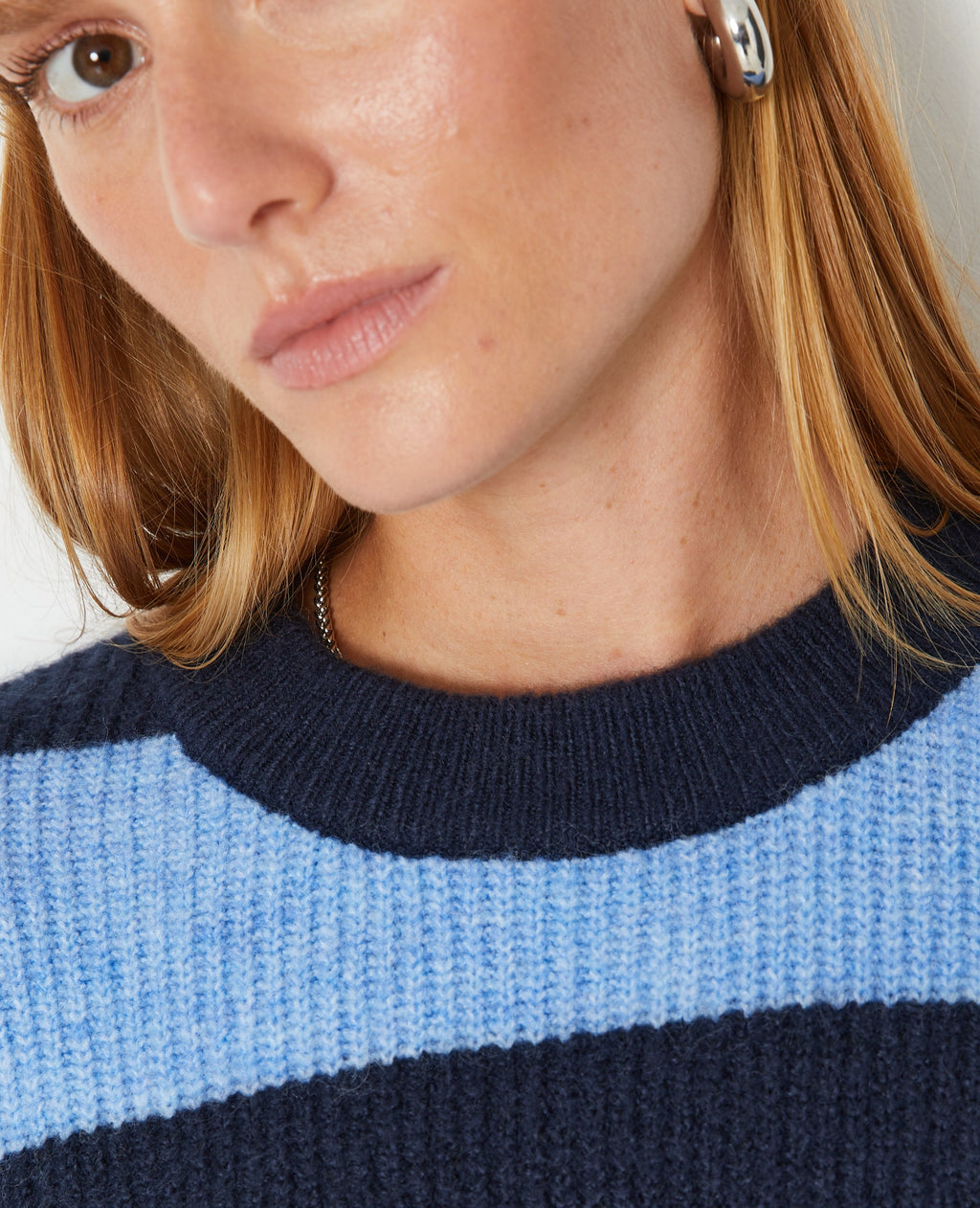 Pull oversize en maille rayée