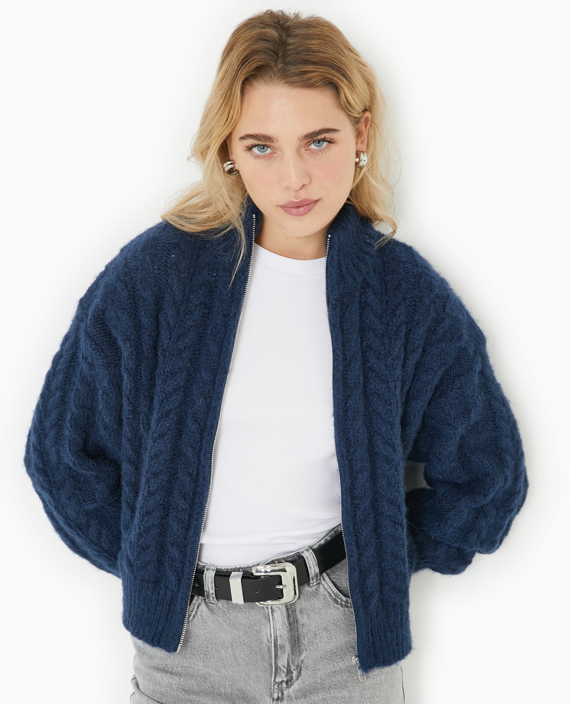Gilet zippé en maille torsadée