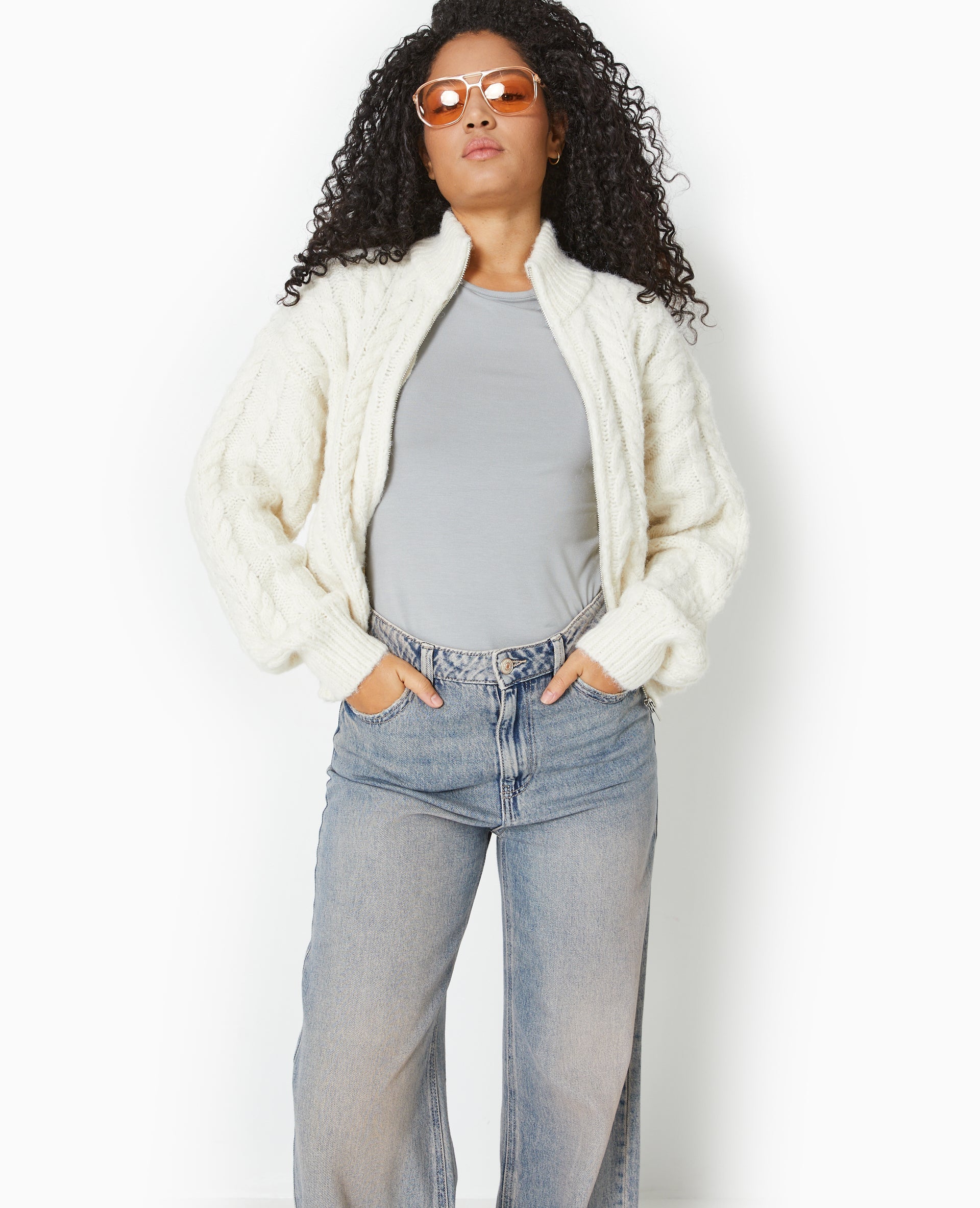 Gilet zippé en maille torsadée