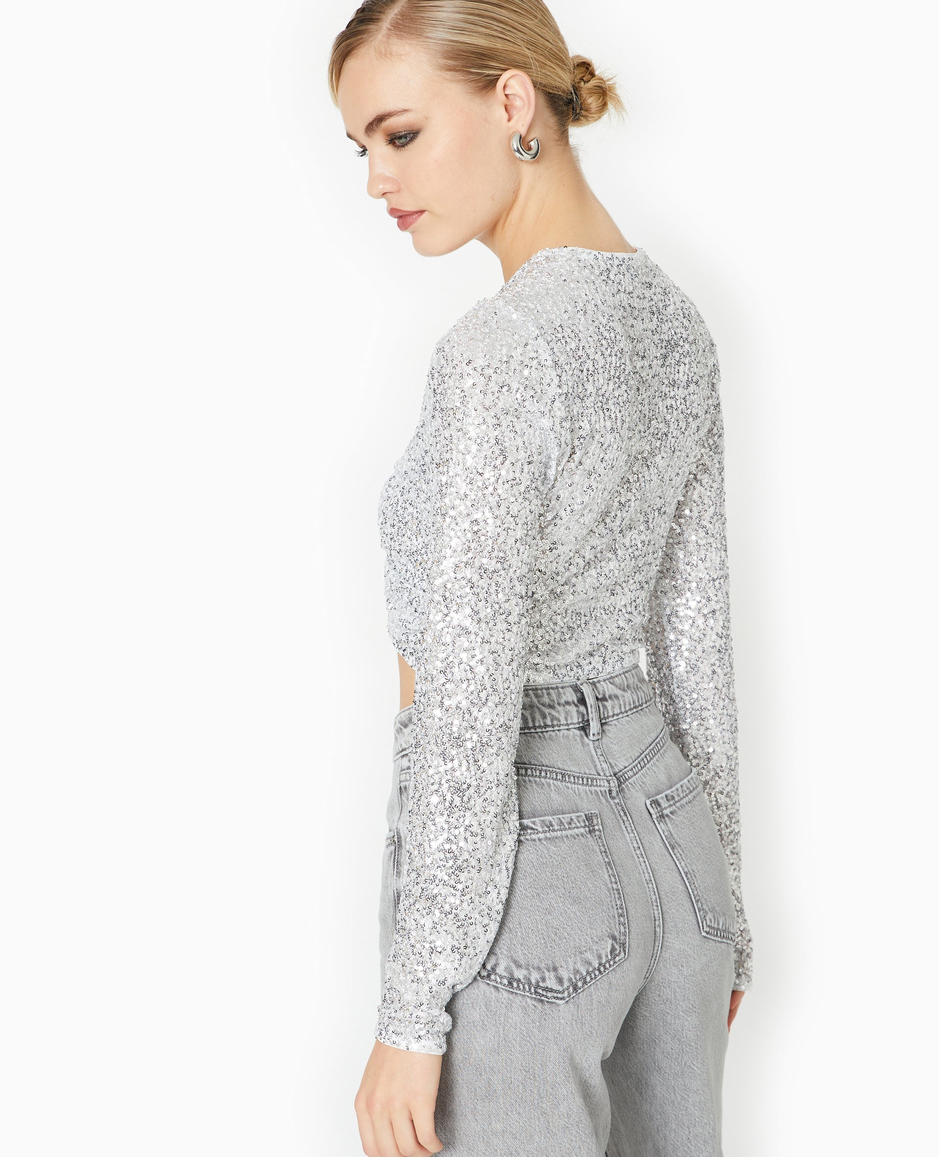 Top court avec sequins