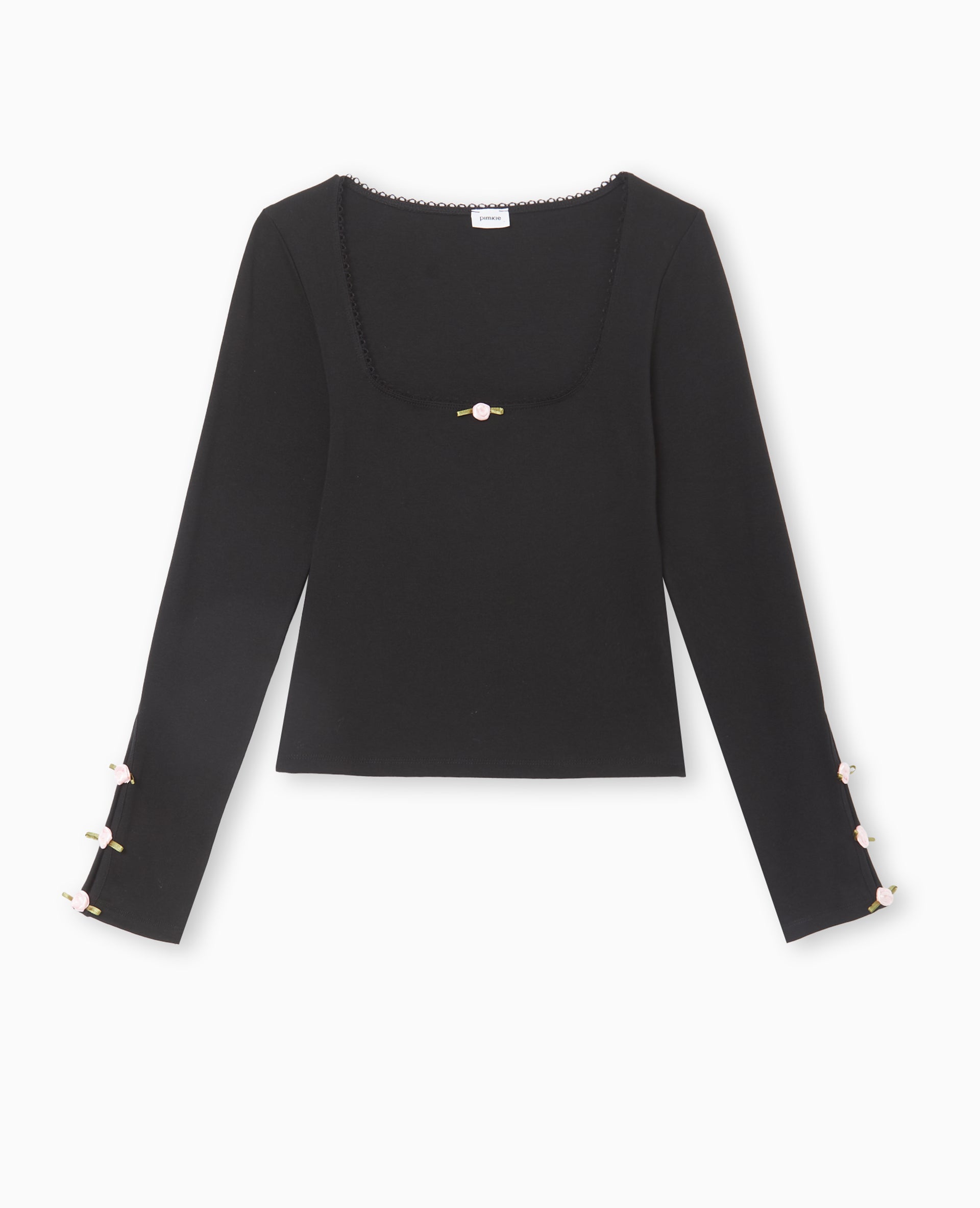 Top manches longues avec roses en satin