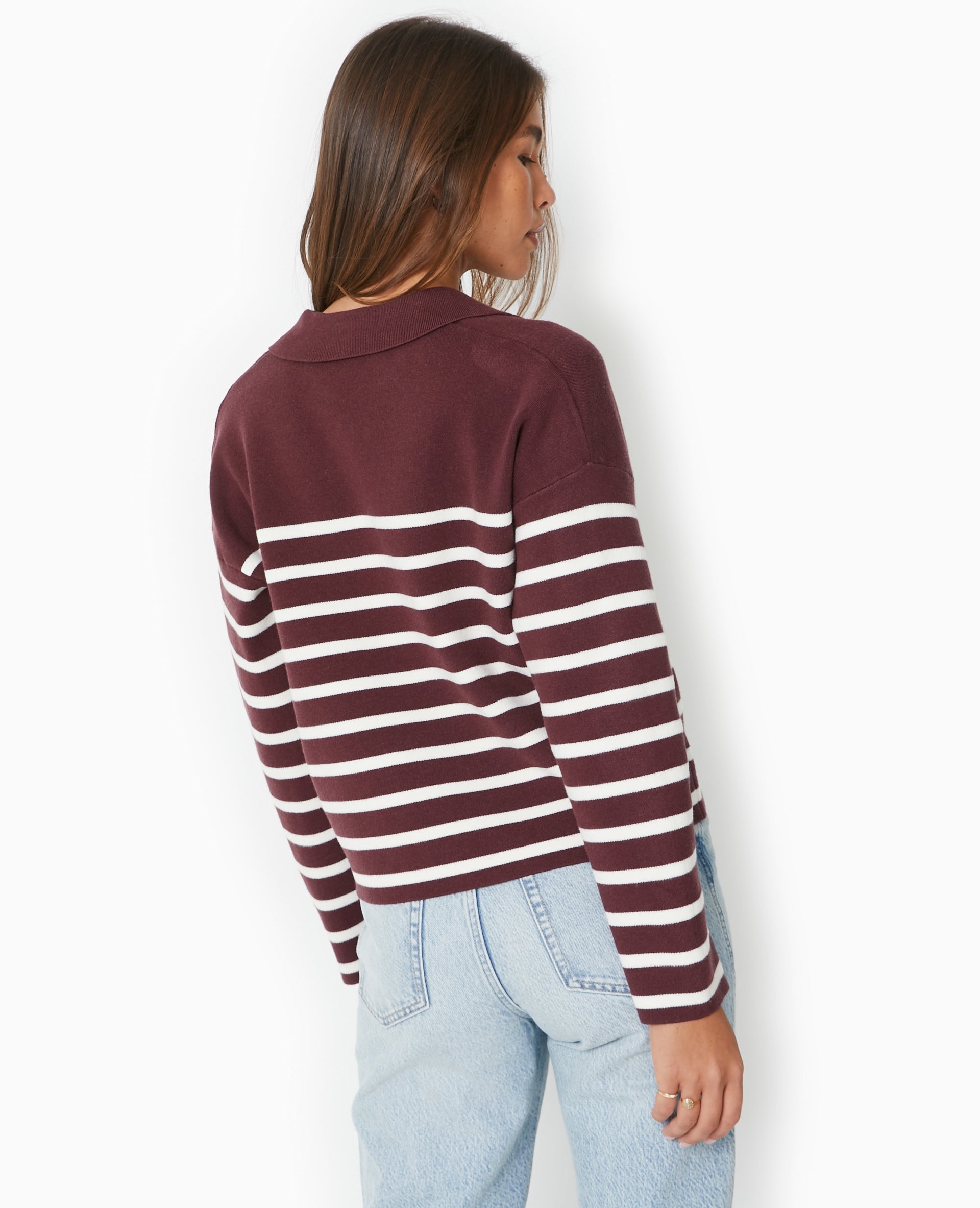 Pull avec col en maille rayée