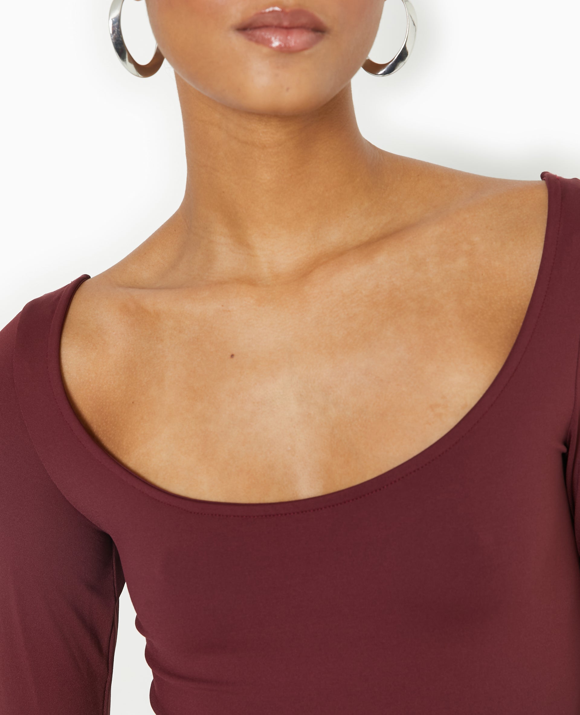 Top manches longues encolure danseuse