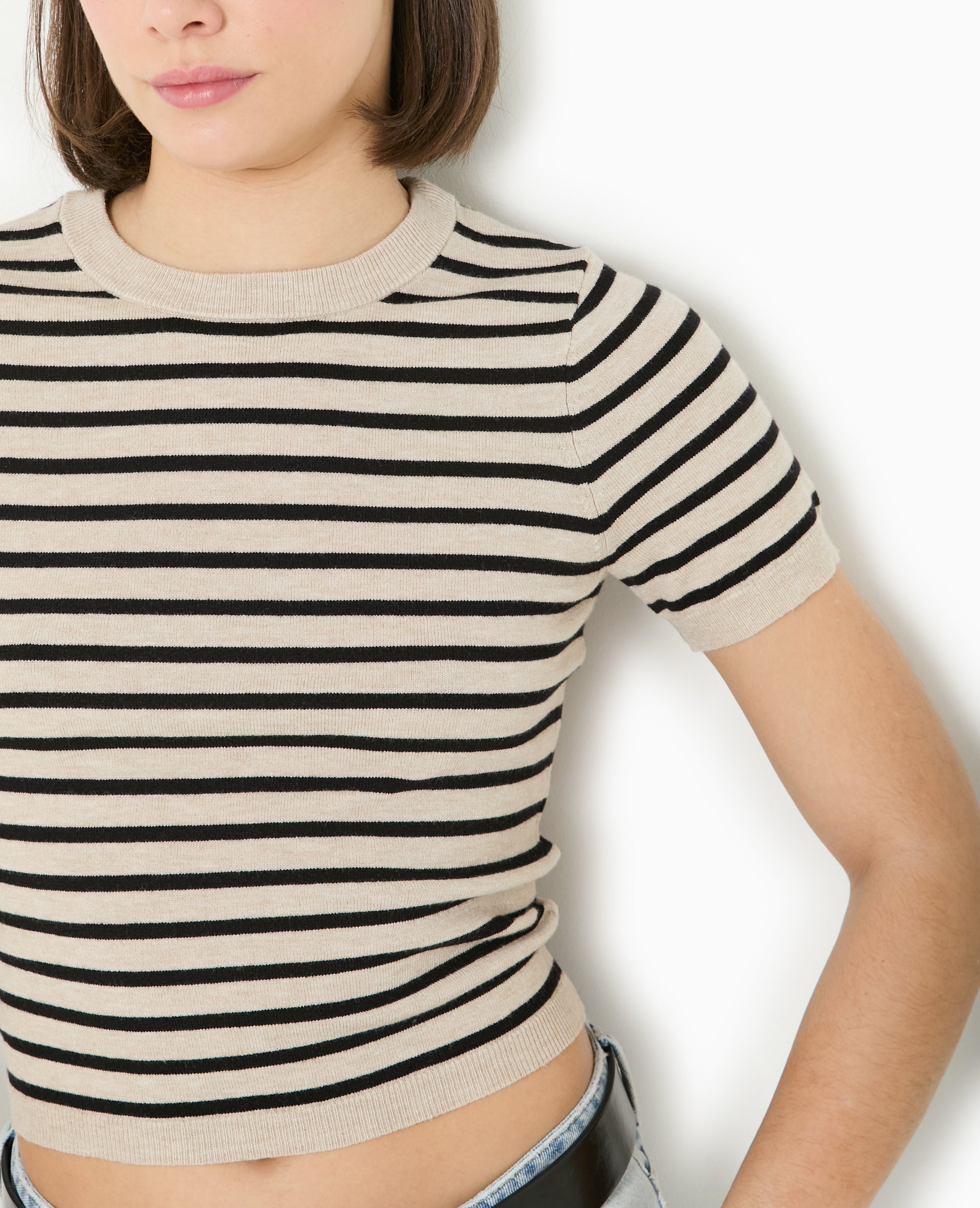 Pull manches courtes en maille fine
