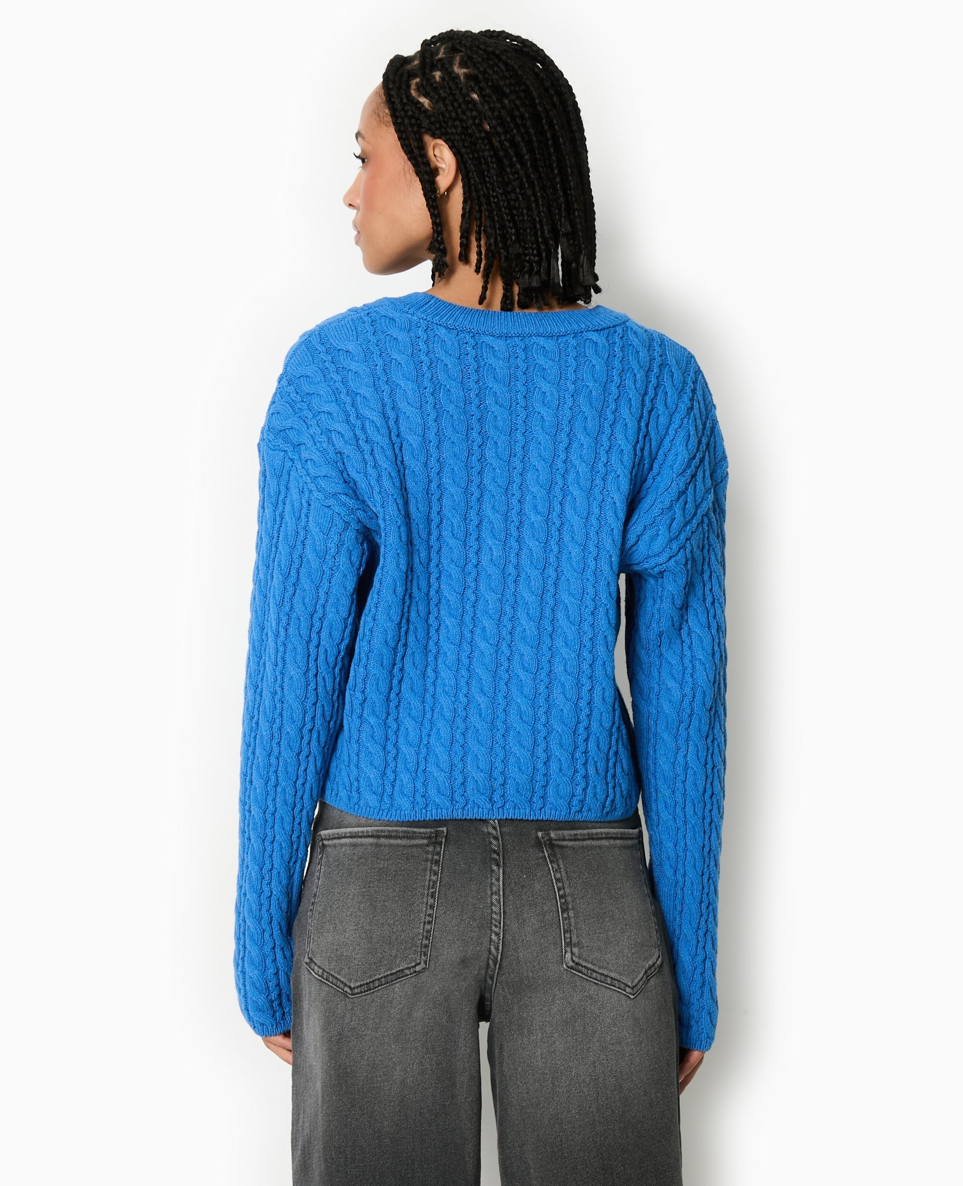 Pull en maille torsadée