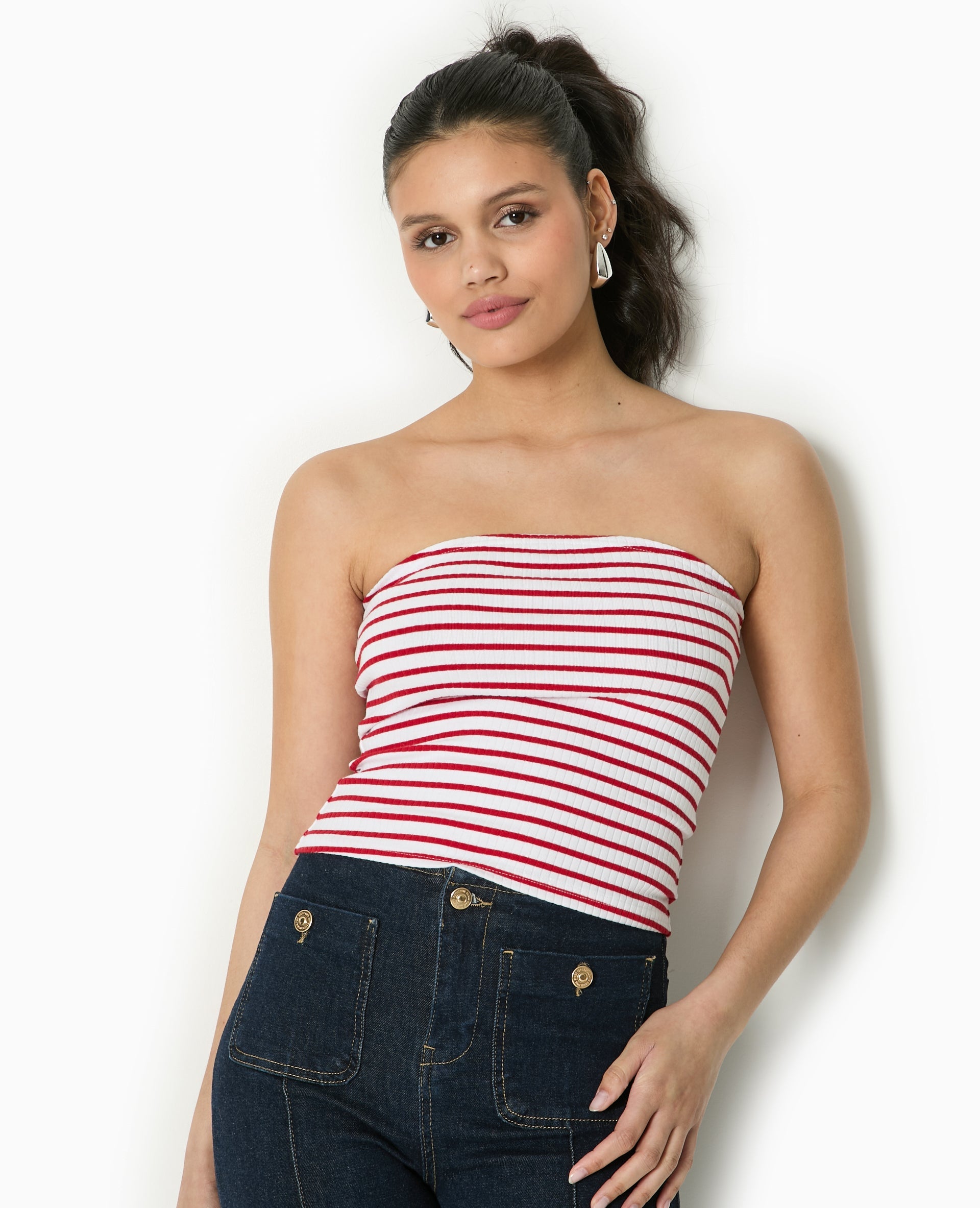 Top bandeau en maille côtelée rayée