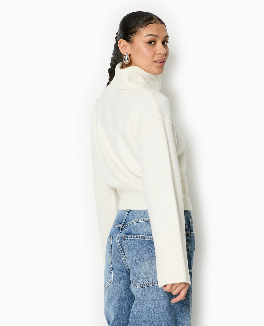 Pull col boule avec manches larges