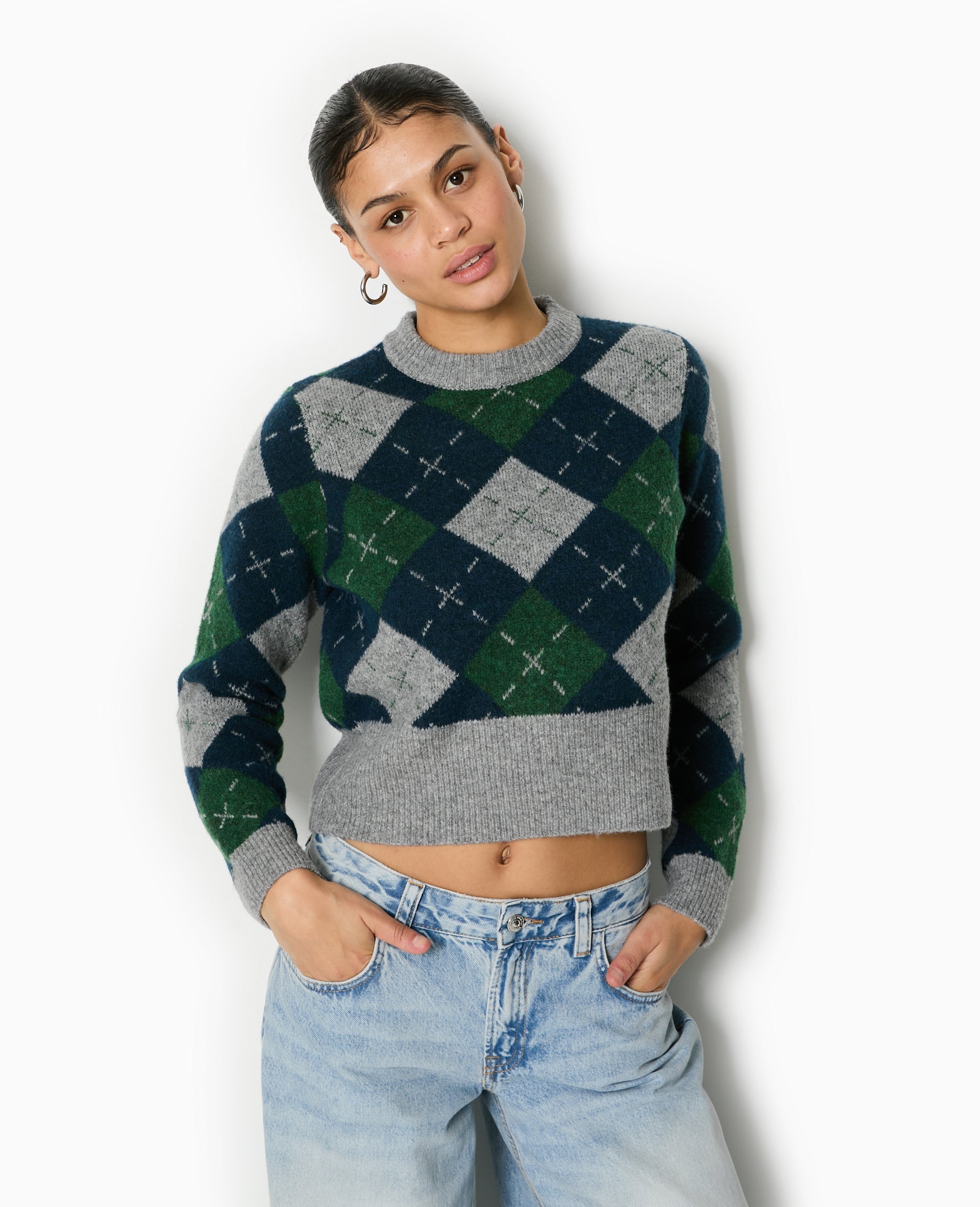 Pull court motif losanges