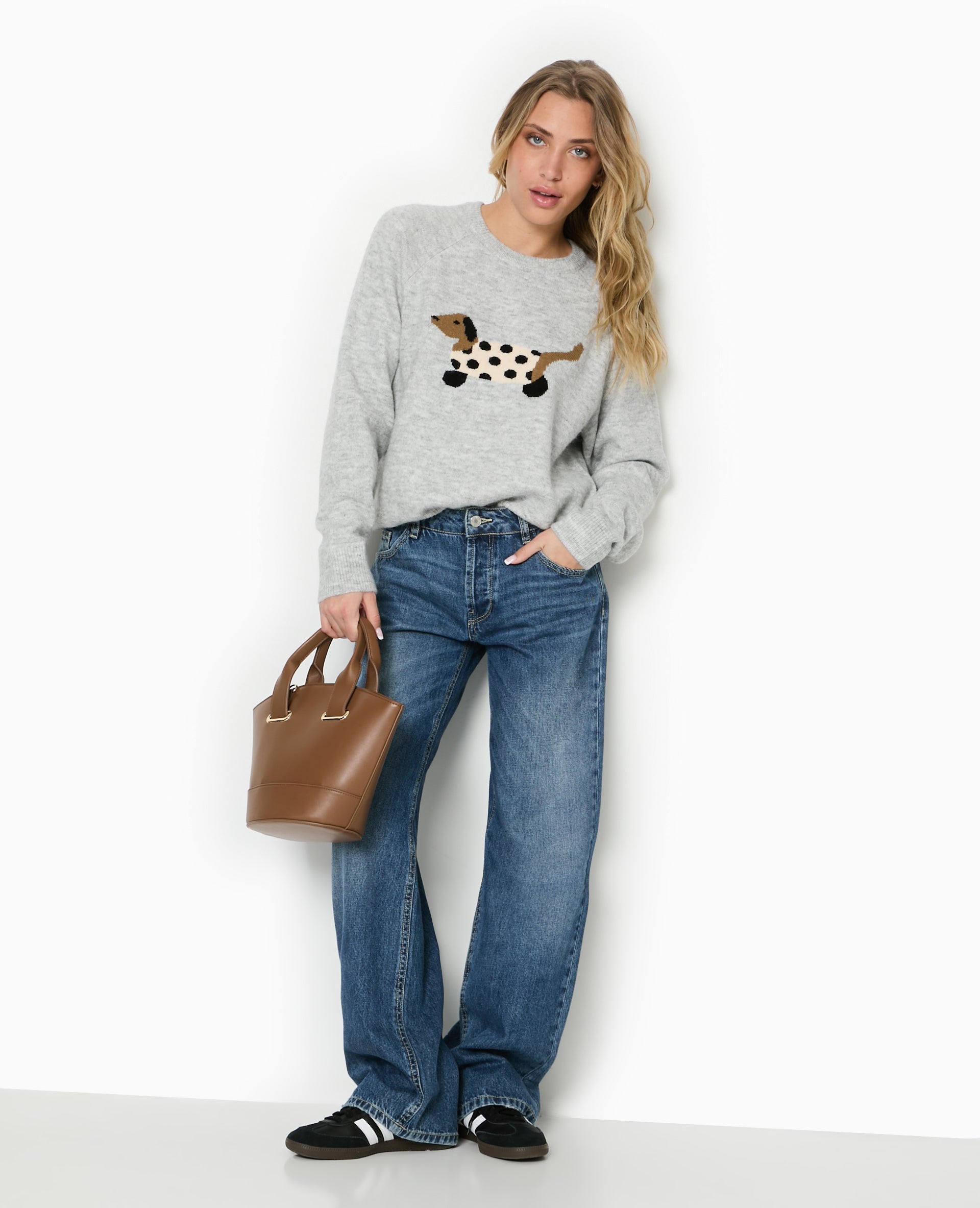 Pull en maille avec chien