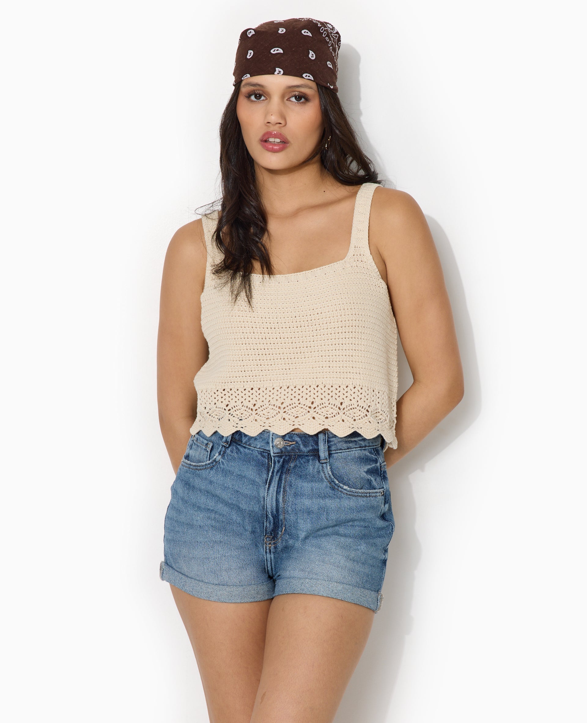 Top en maille ajourée façon crochet