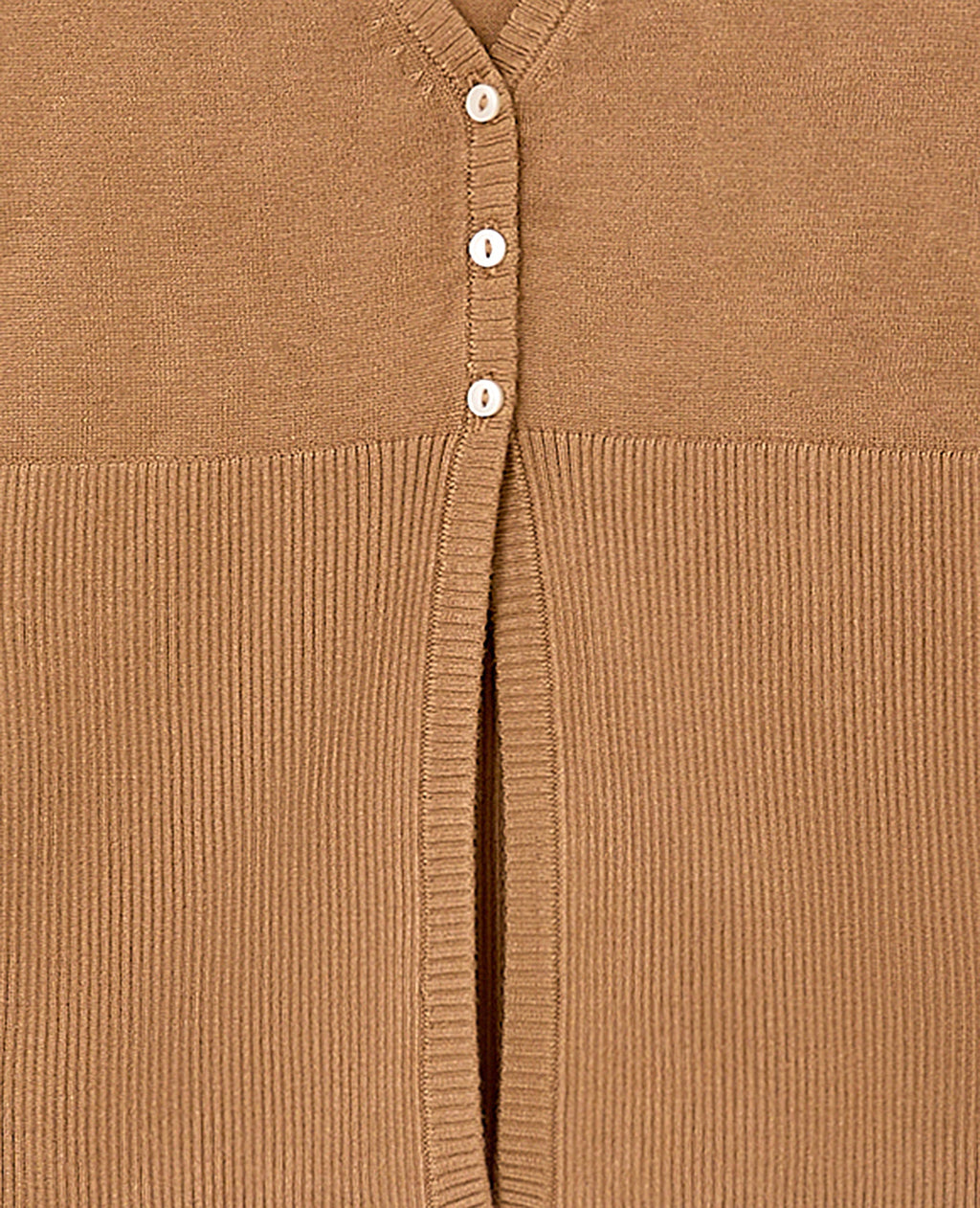Gilet en maille fine avec grand bord-côtes