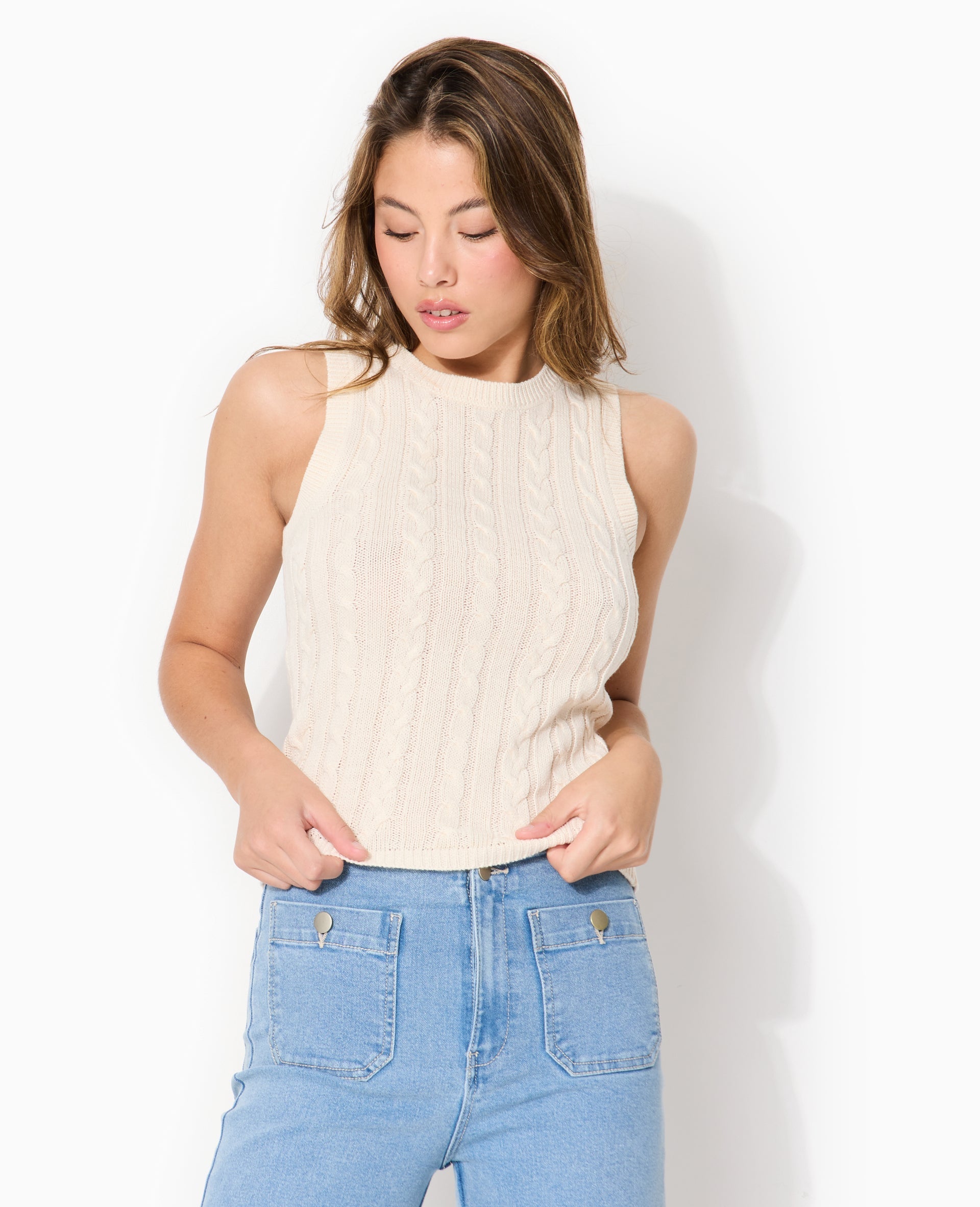 Pull sans manches en maille torsadée