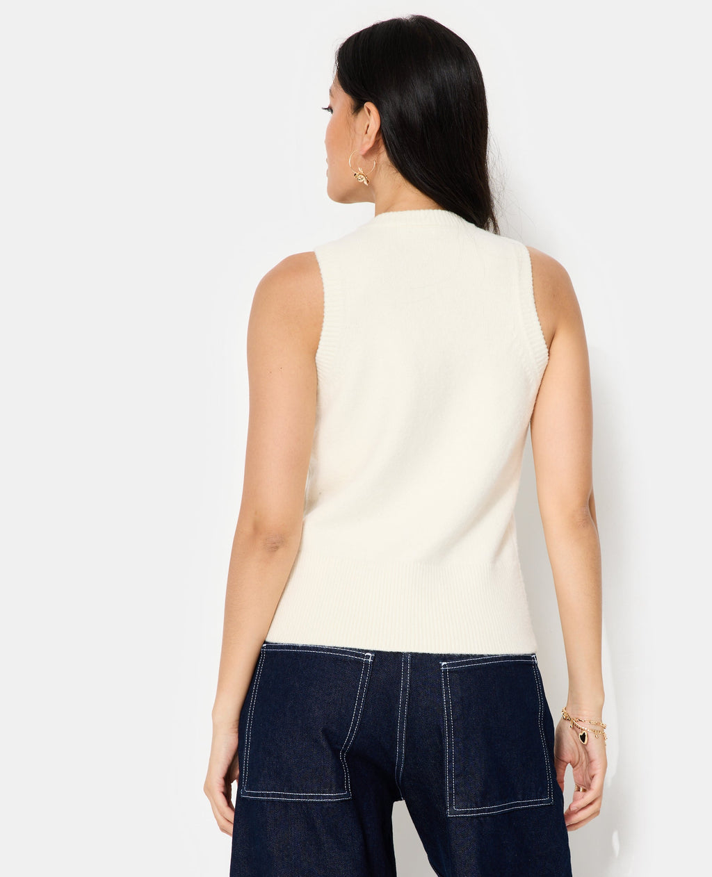 Gilet sans manches avec boutons recouverts
