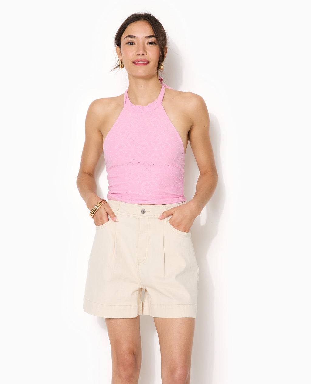 Top dos-nu effet broderie anglaise