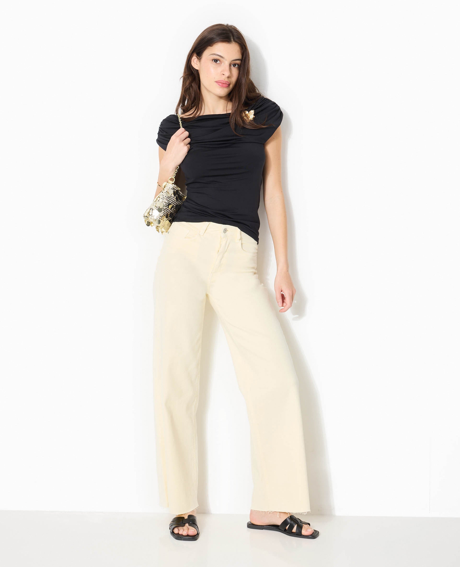 Top sans manches avec effet drapé et détail bijou