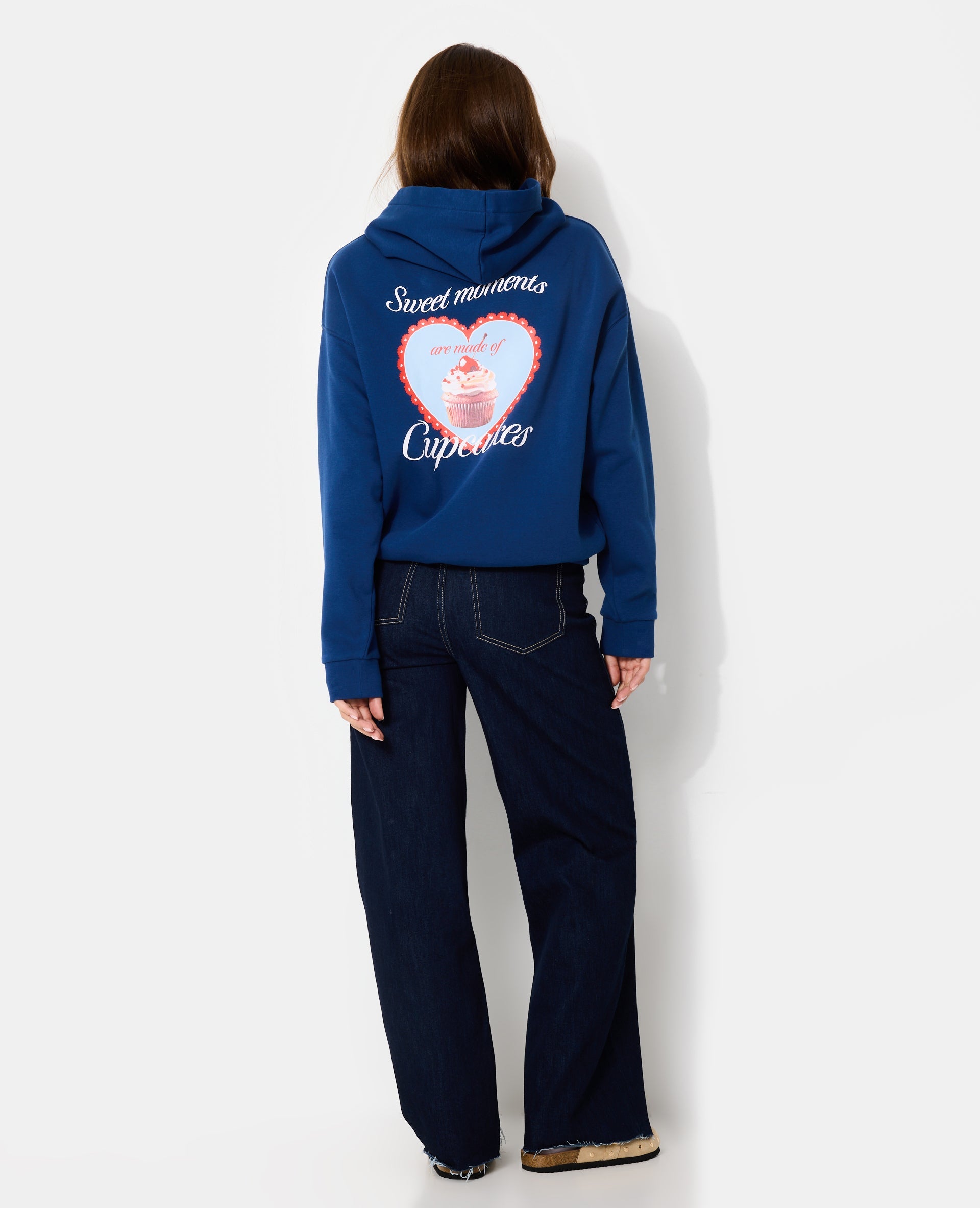 Sweat capuche avec print poitrine et dos