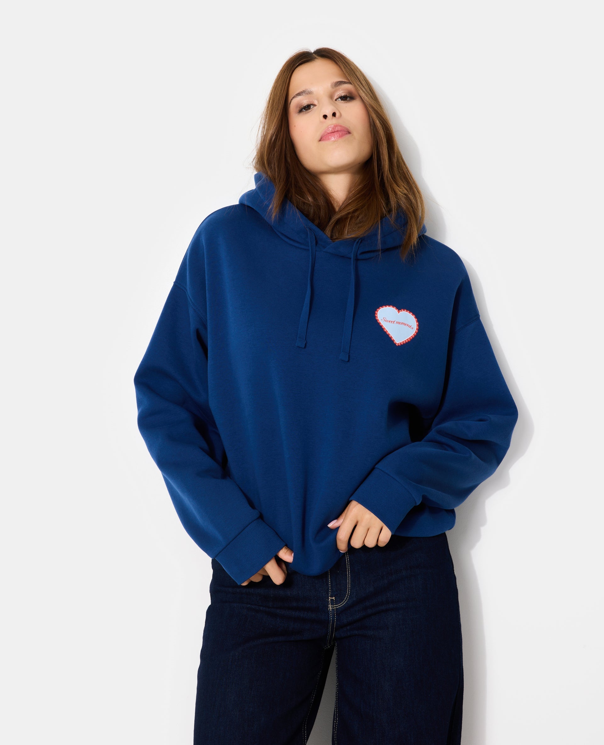 Sweat capuche avec print poitrine et dos