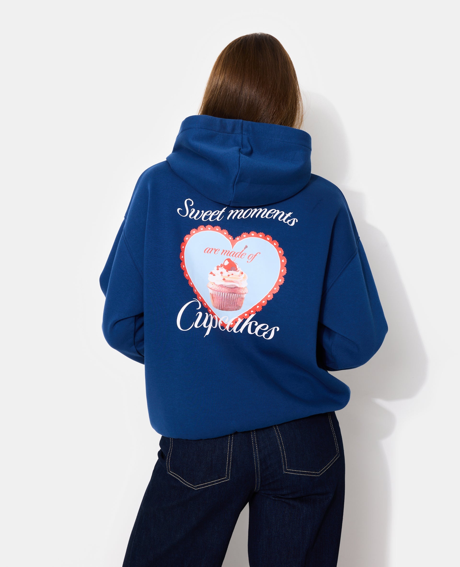Sweat capuche avec print poitrine et dos