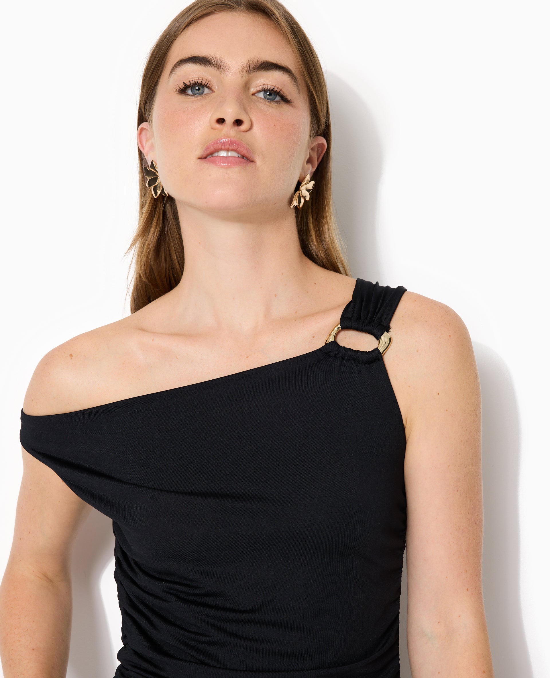 Top sans manches avec boucle fantaisie