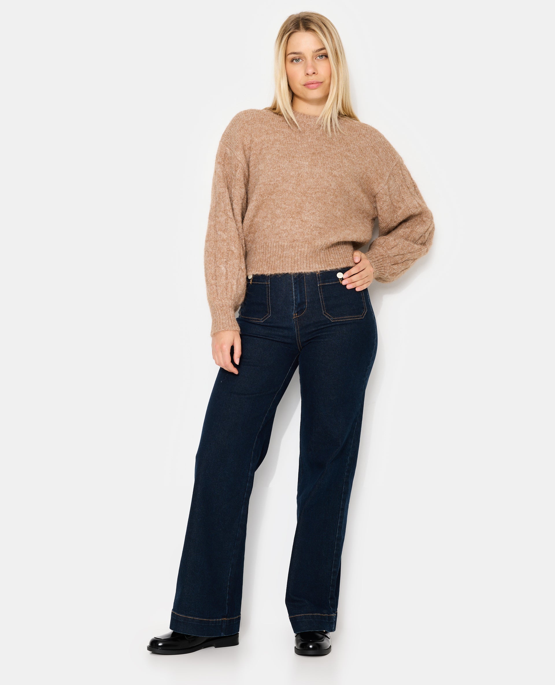 Pull ample avec manches en maille torsadée