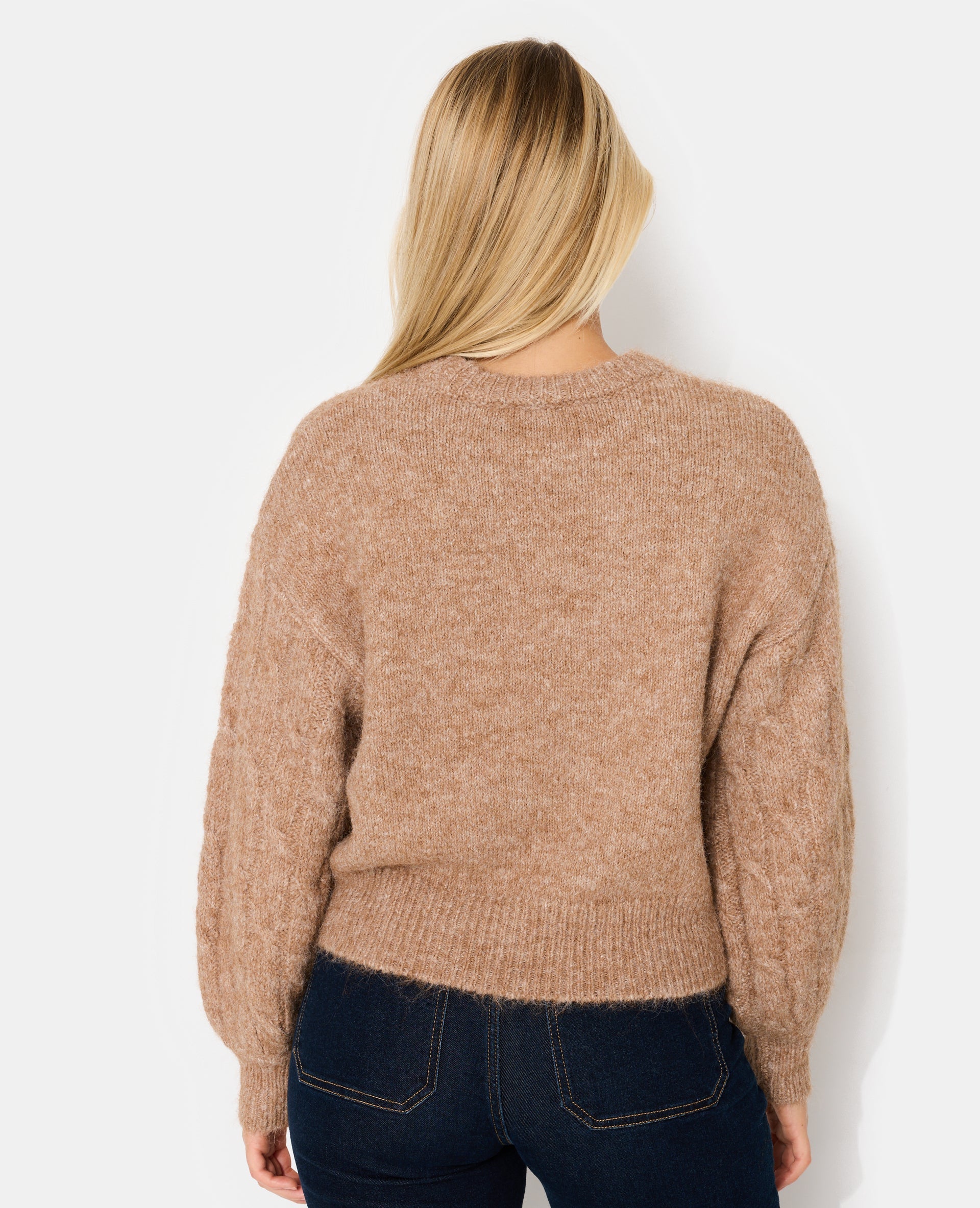 Pull ample avec manches en maille torsadée