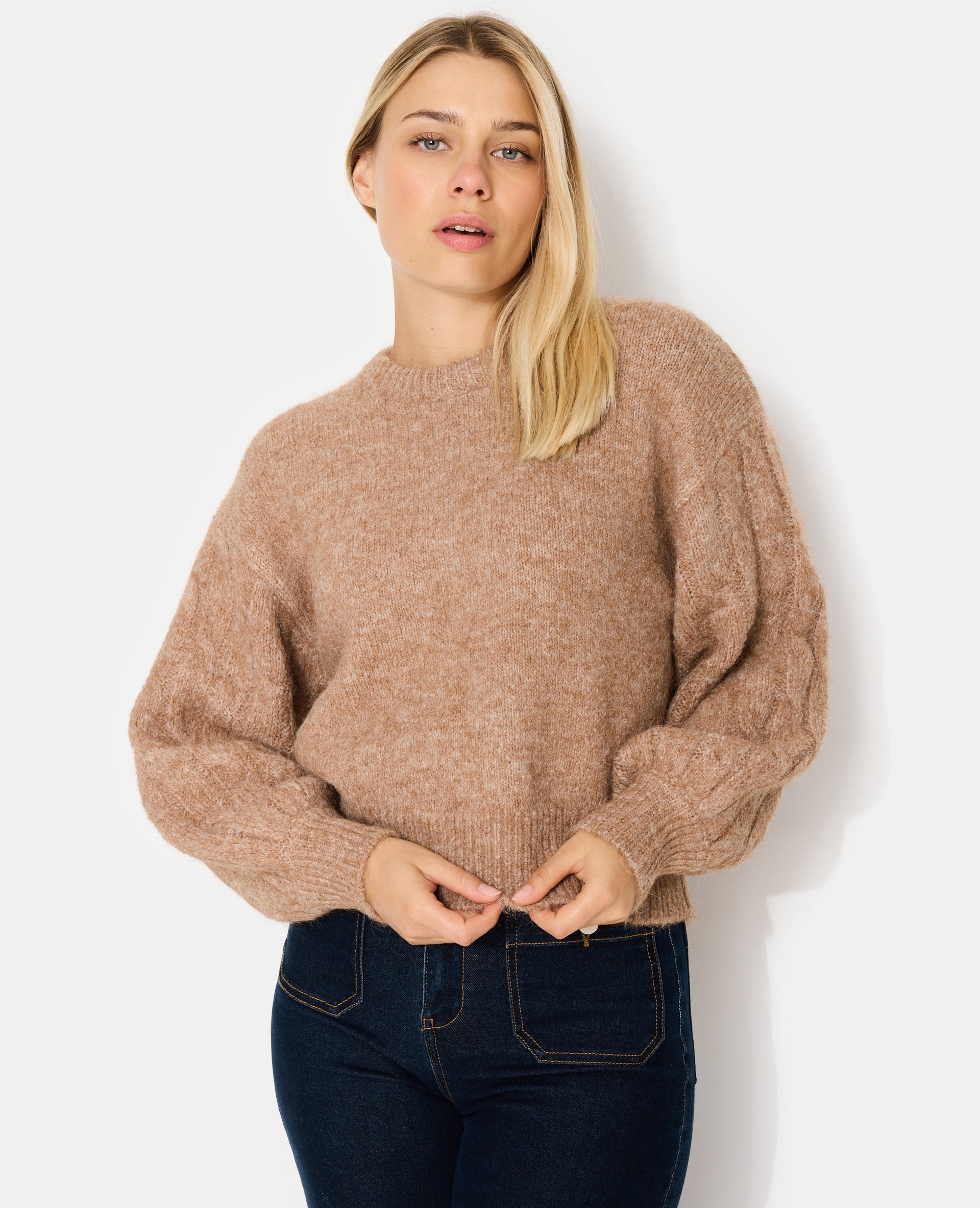 Pull ample avec manches en maille torsadée