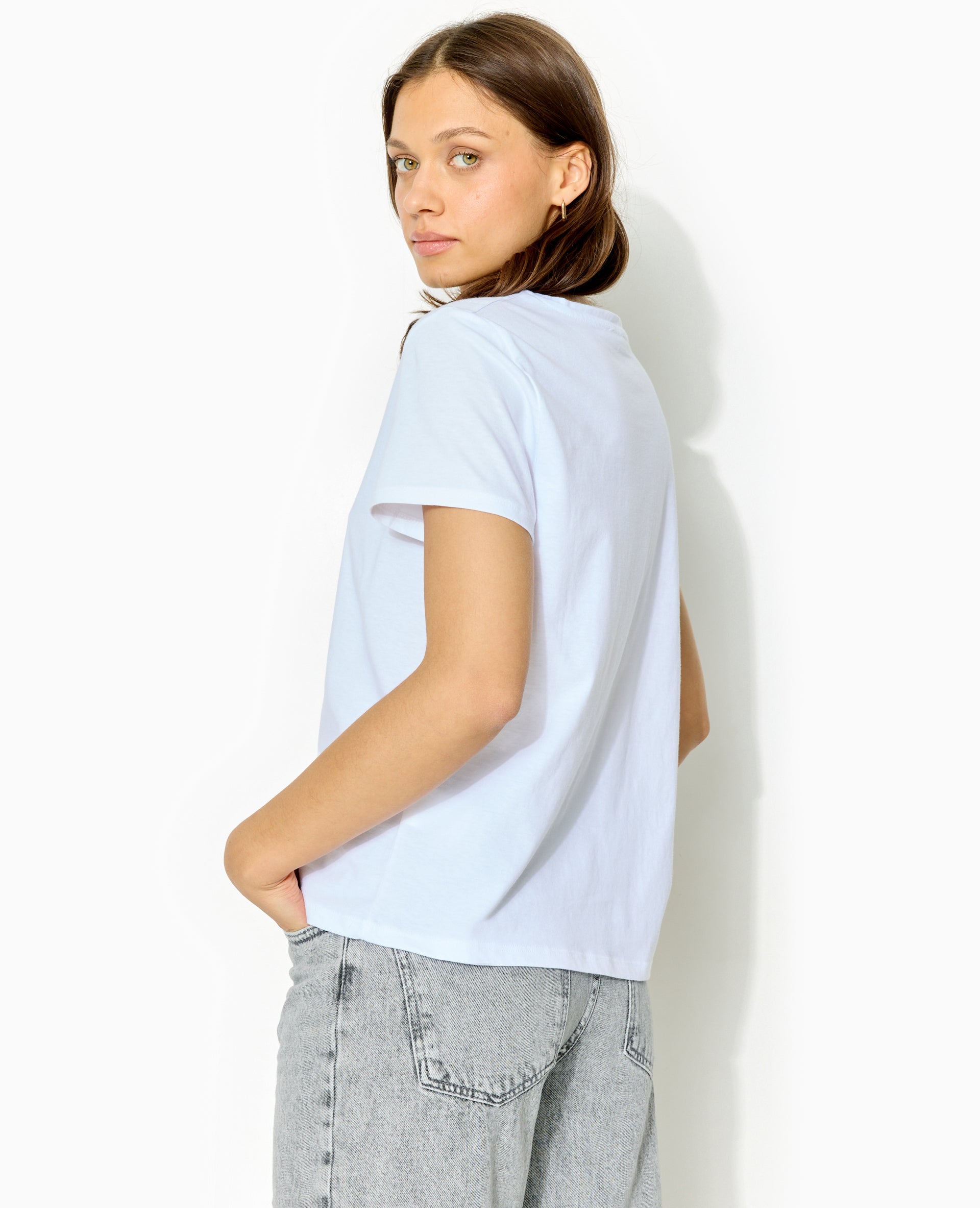 T-shirt col V manches courtes