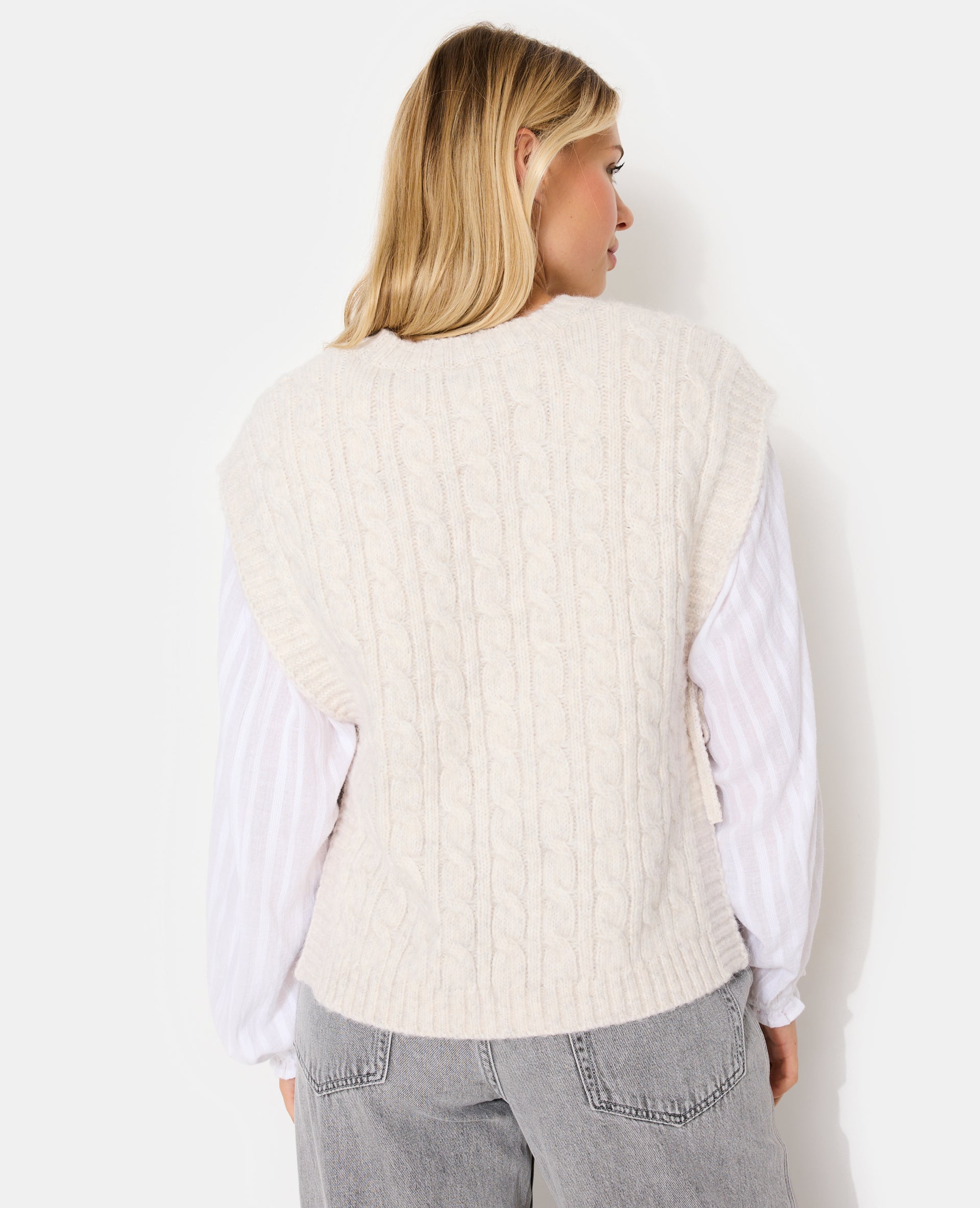 Pull sans manches en maille torsadée avec nouettes