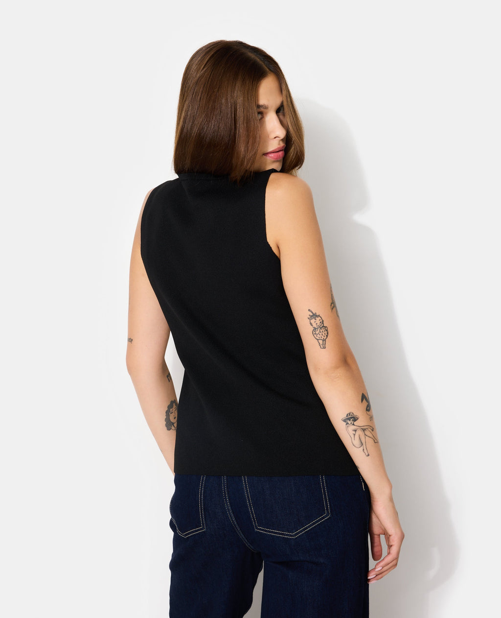 Gilet sans manches avec boutons fantaisie