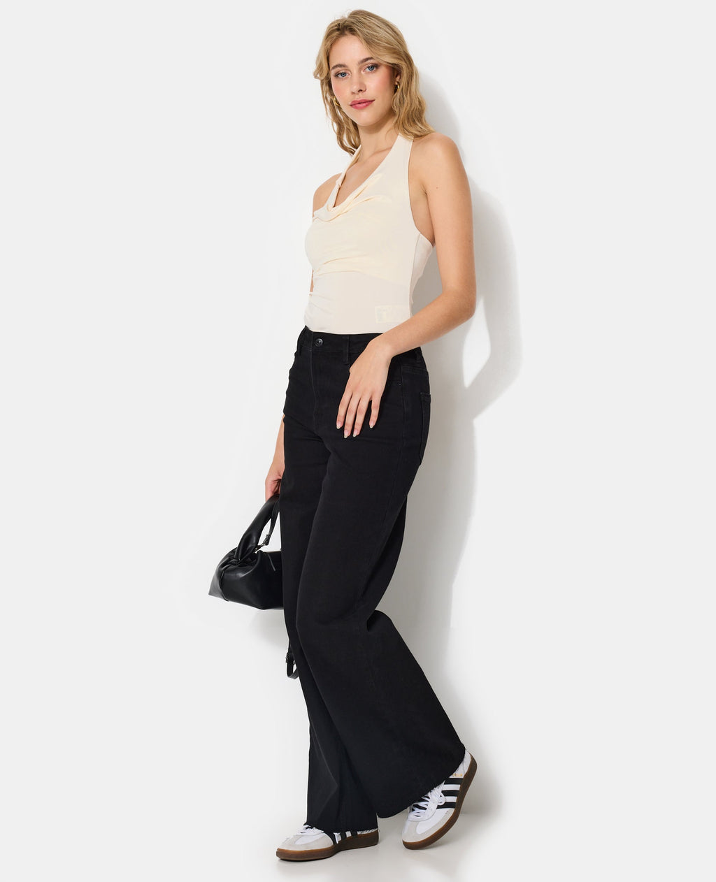 Body en maille stretch avec col bénitier