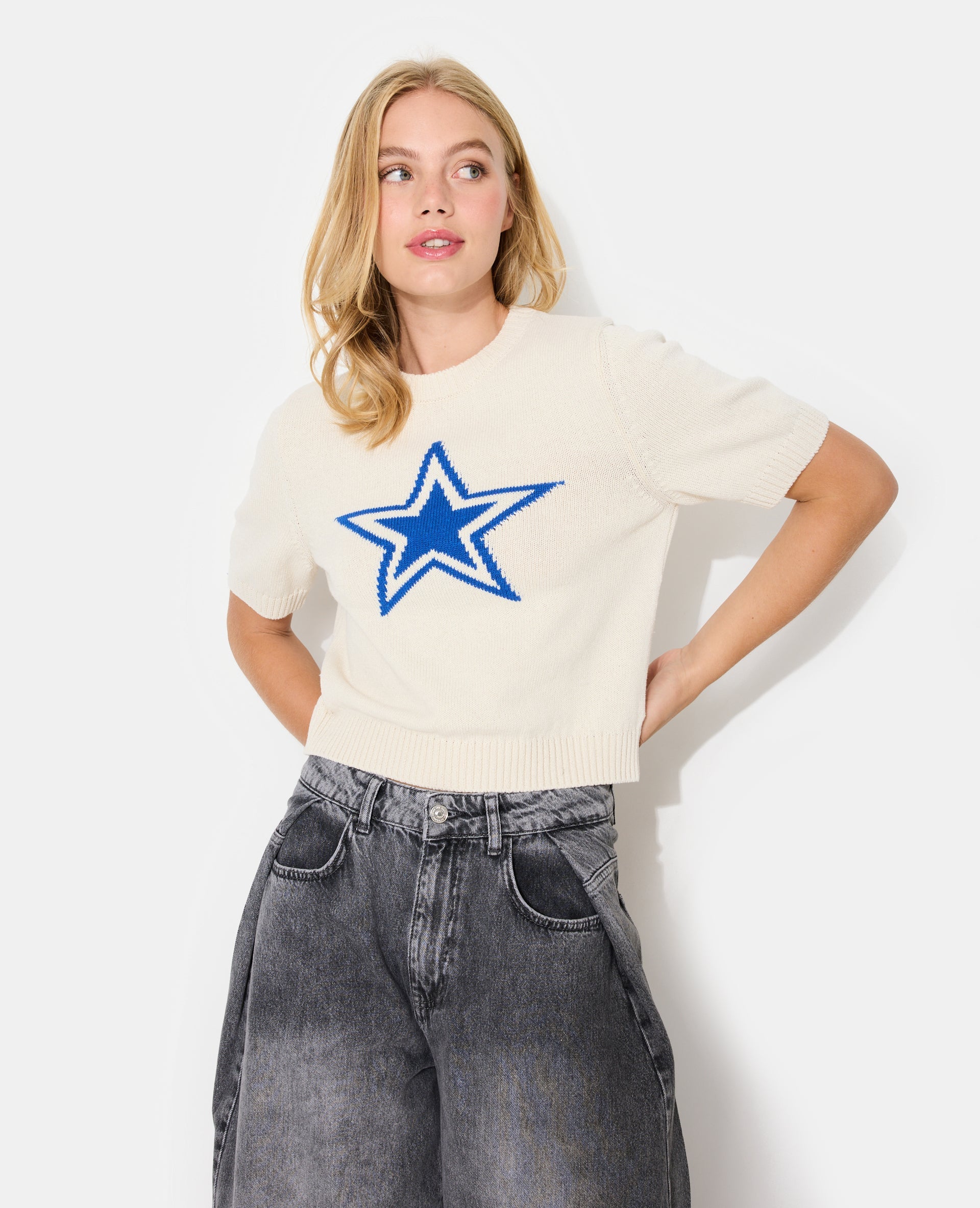 Pull manches courtes avec étoile