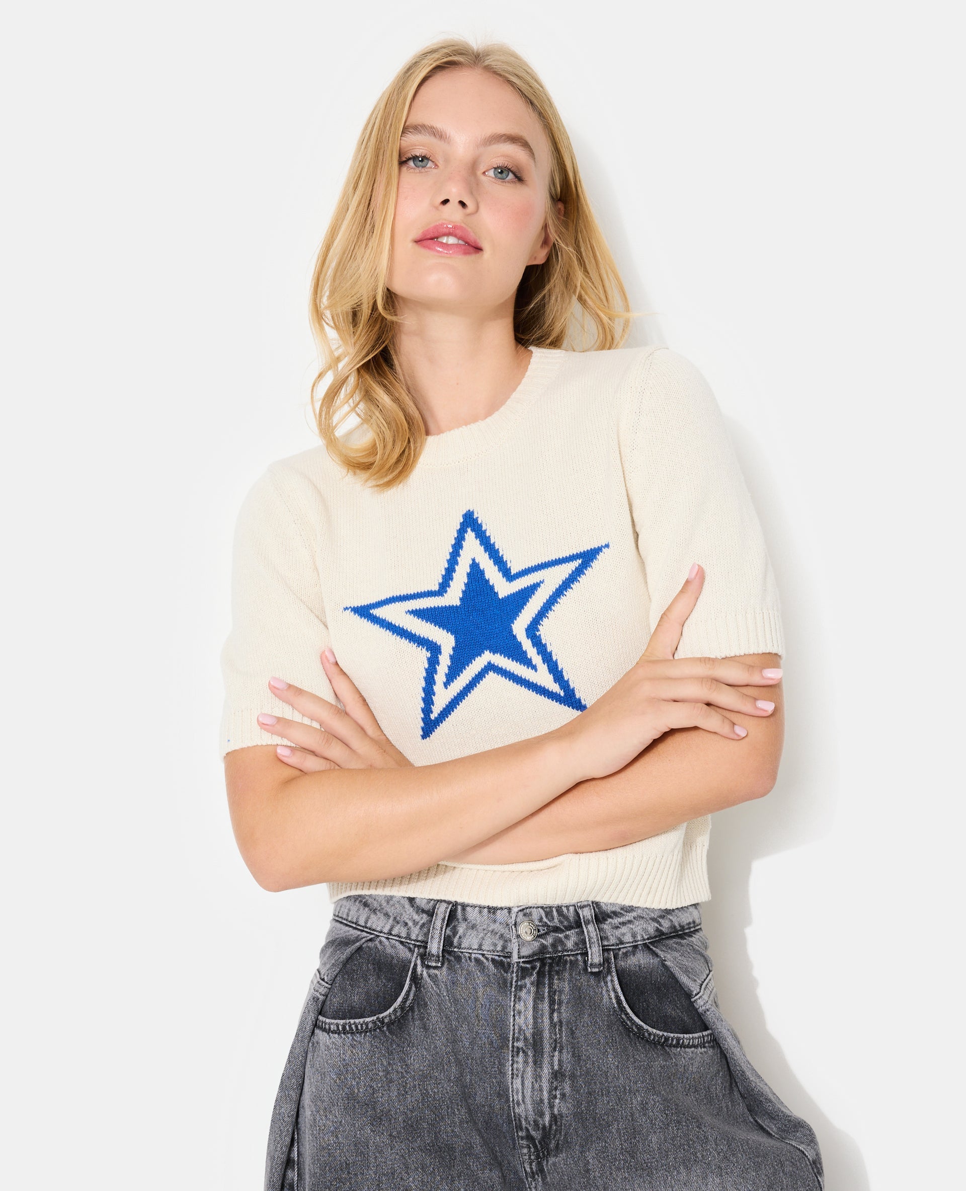 Pull manches courtes avec étoile