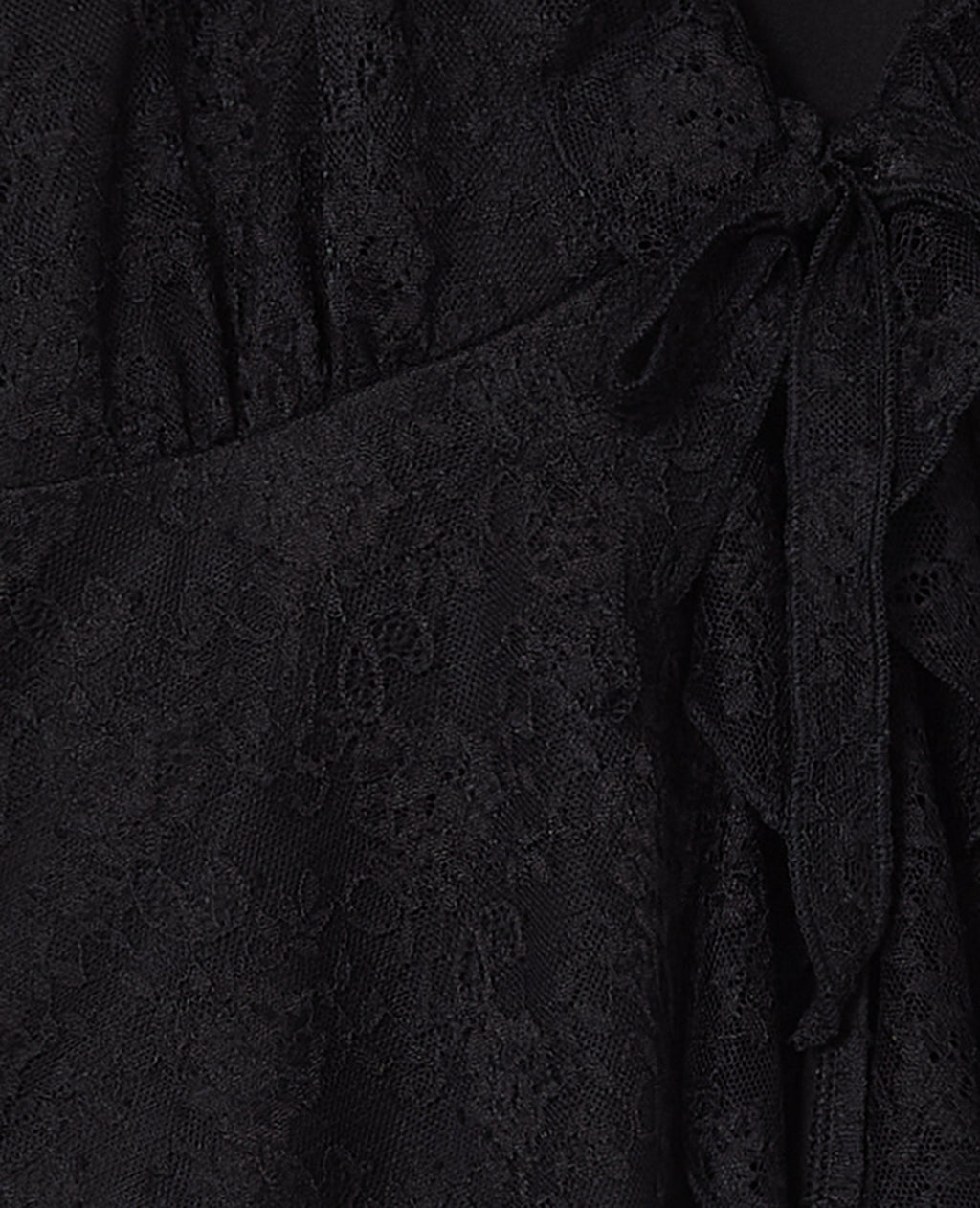 Blouse en dentelle avec volants et manches flare