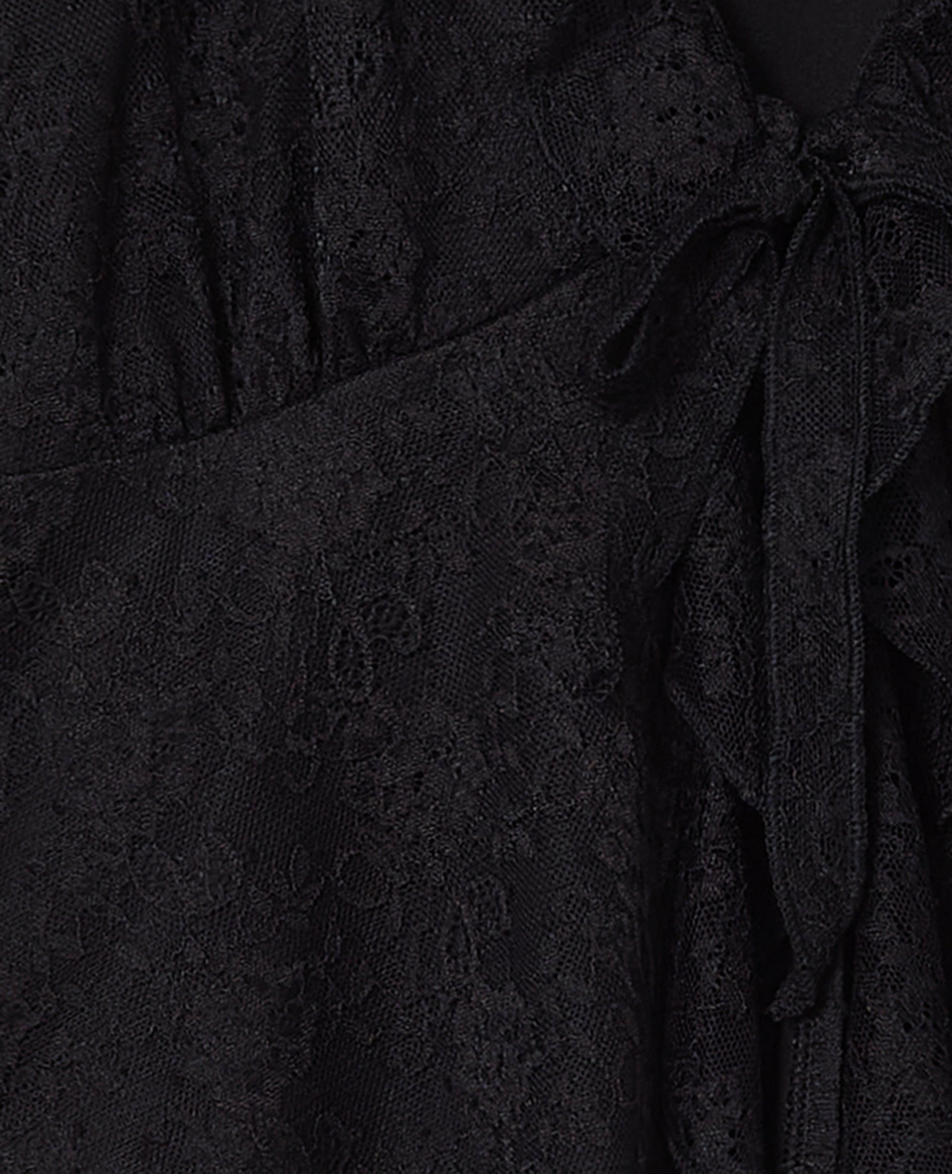 Blouse en dentelle avec volants et manches flare