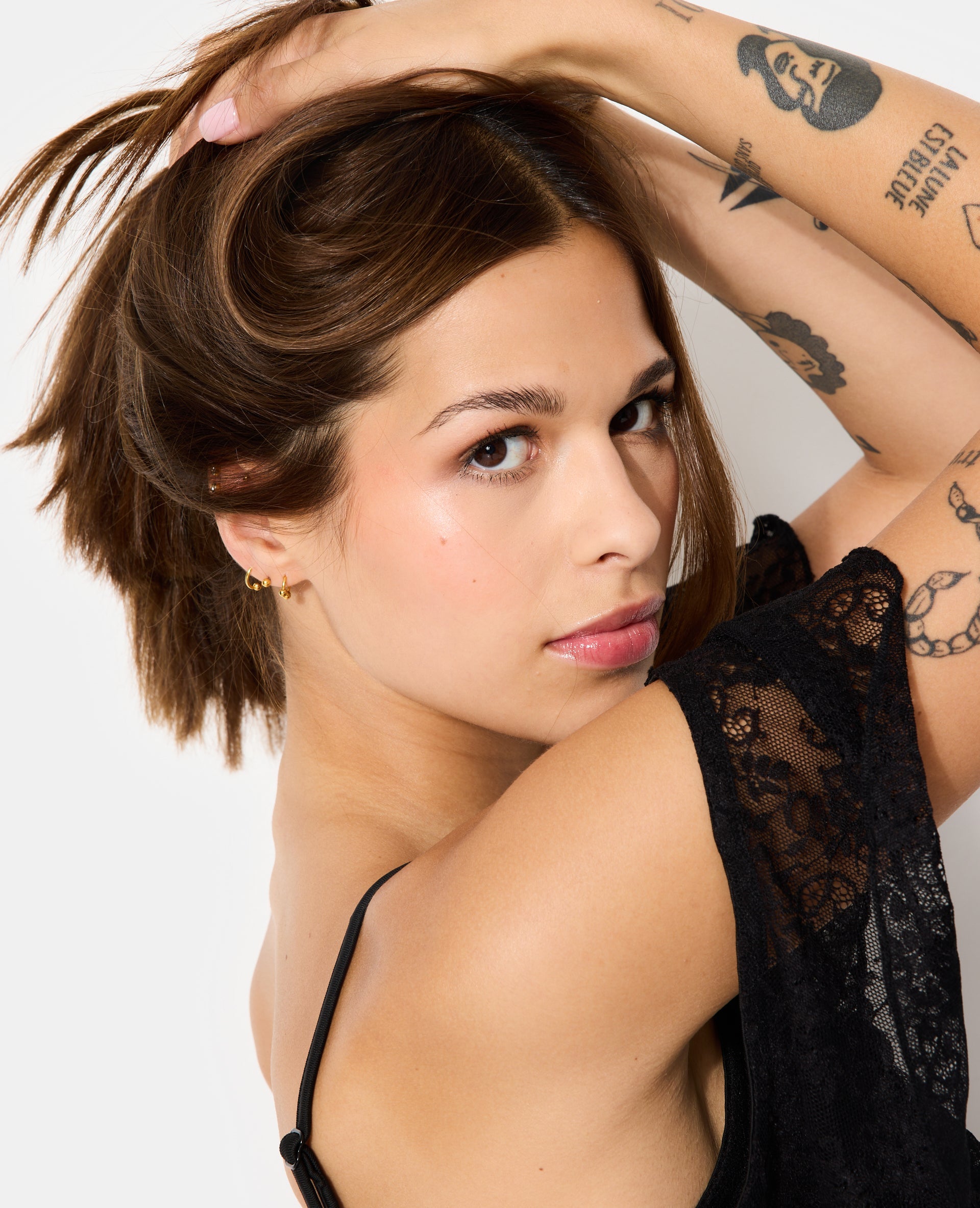 Top à bretelles en dentelle avec volants