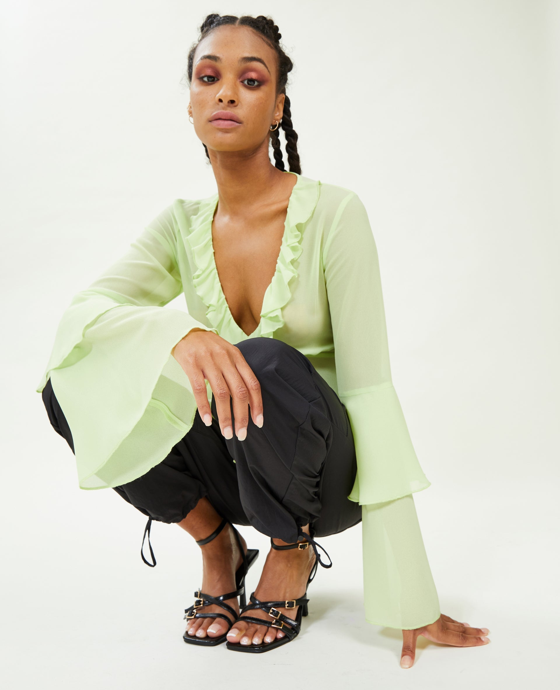 Blouse avec volants en voile