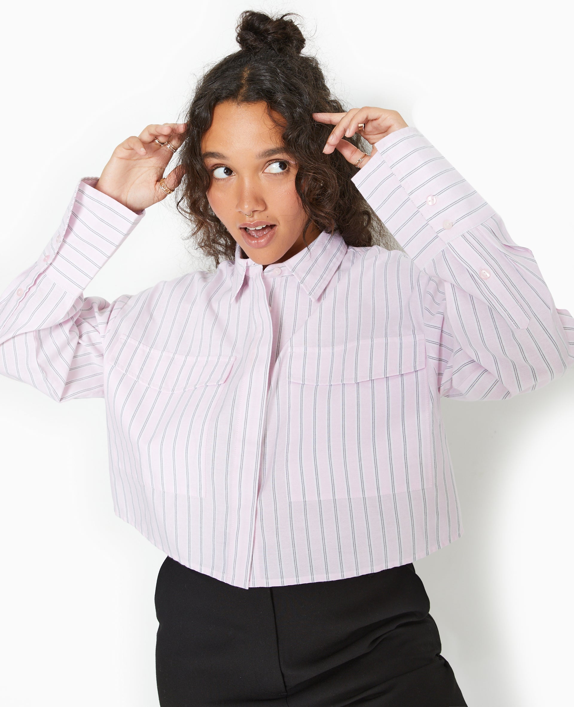 Chemise cropped manches longues motif rayures
