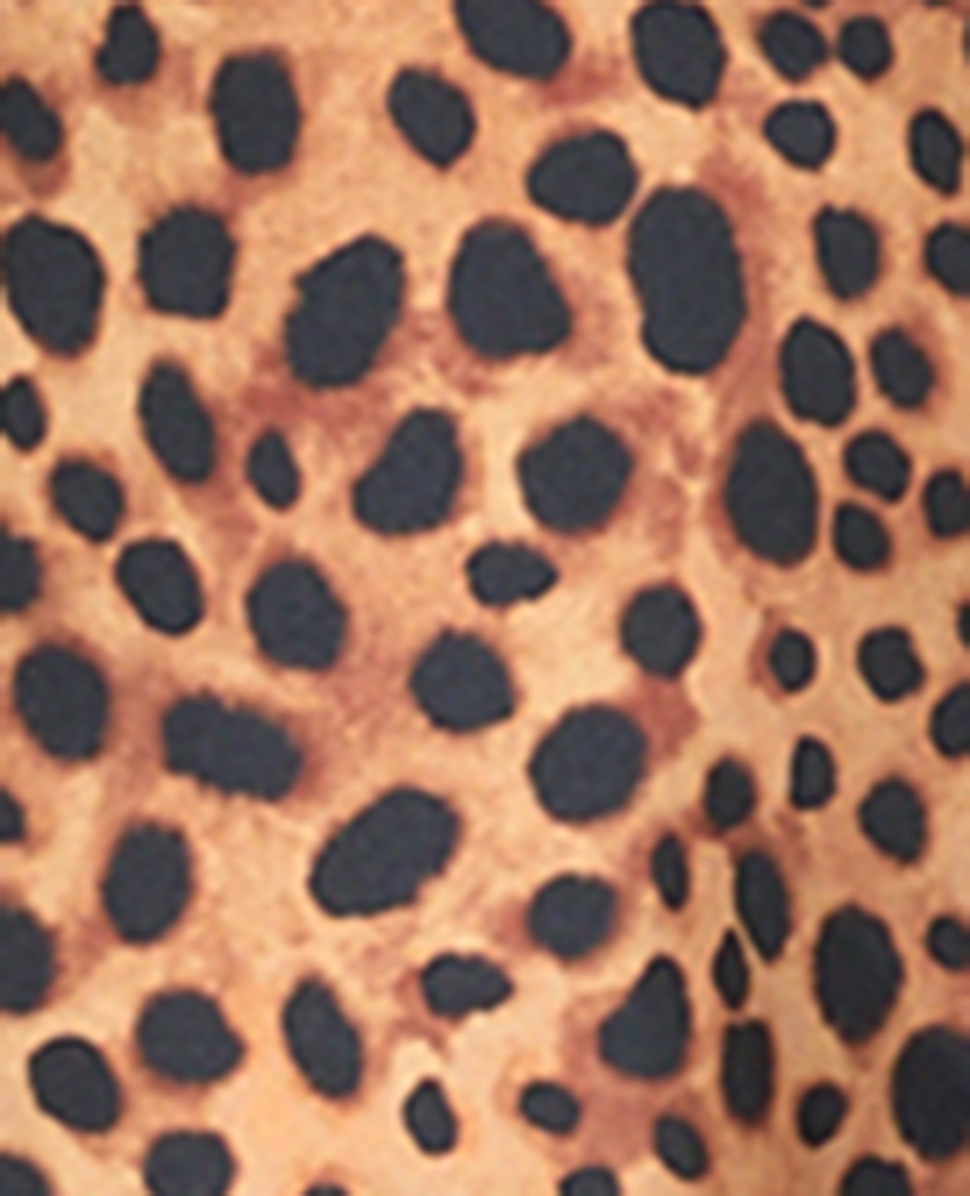 Blouse en tissu satiné motif léopard
