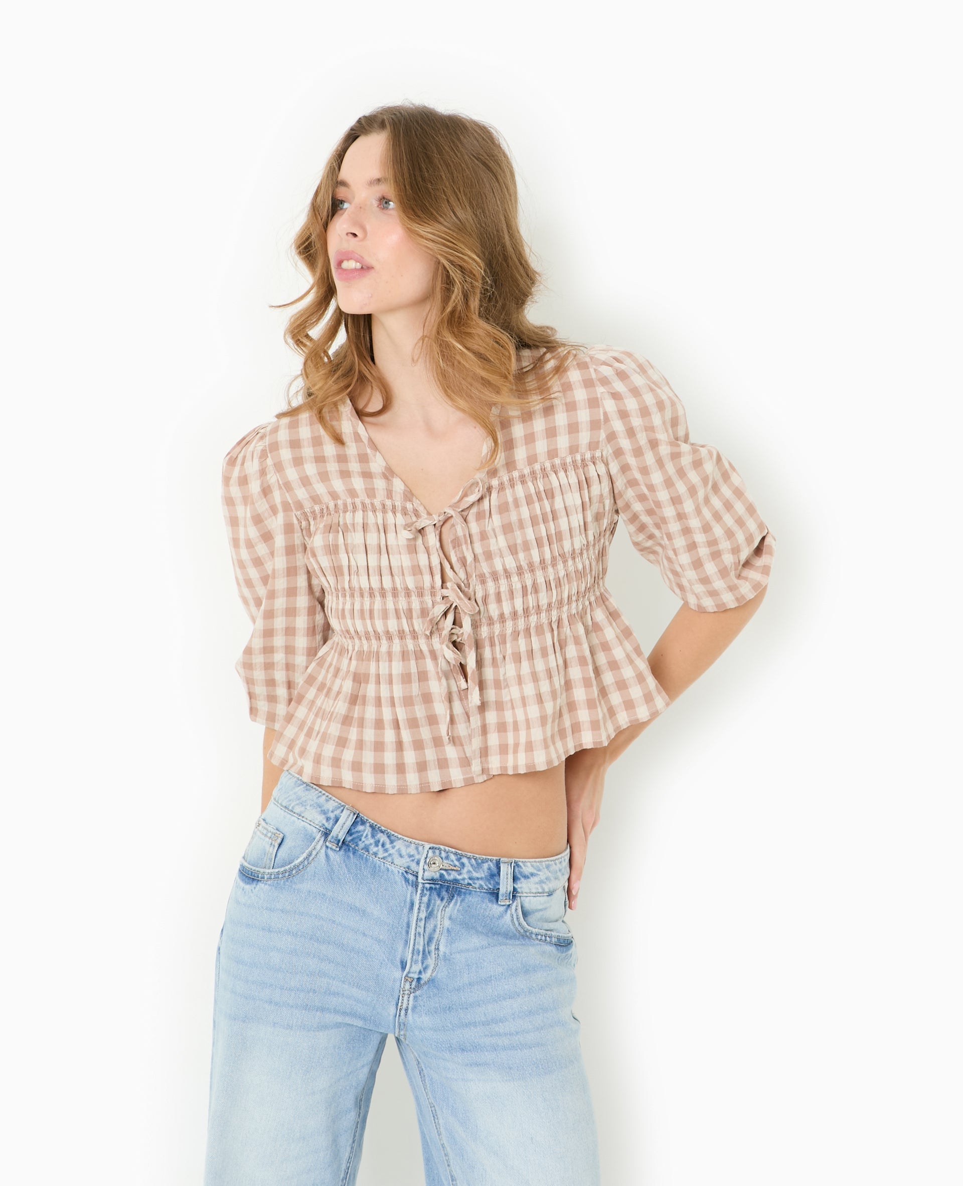 Blouse avec smocks et nouettes motif vichy