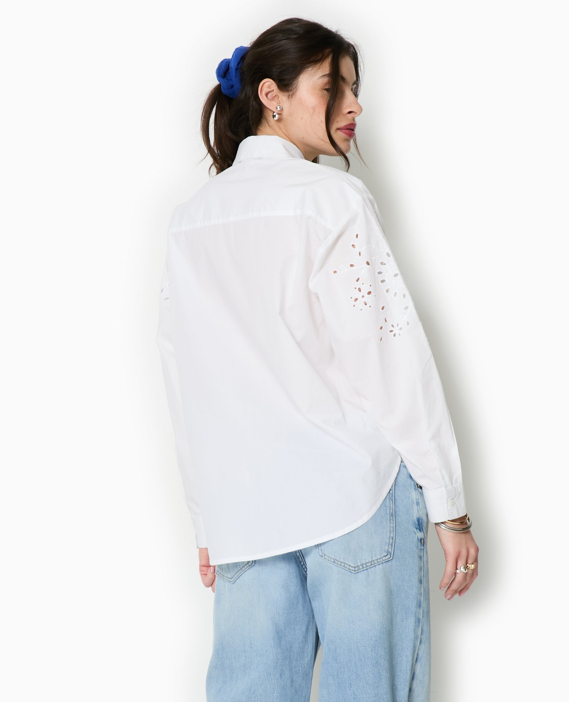 Chemise avec manches broderie anglaise