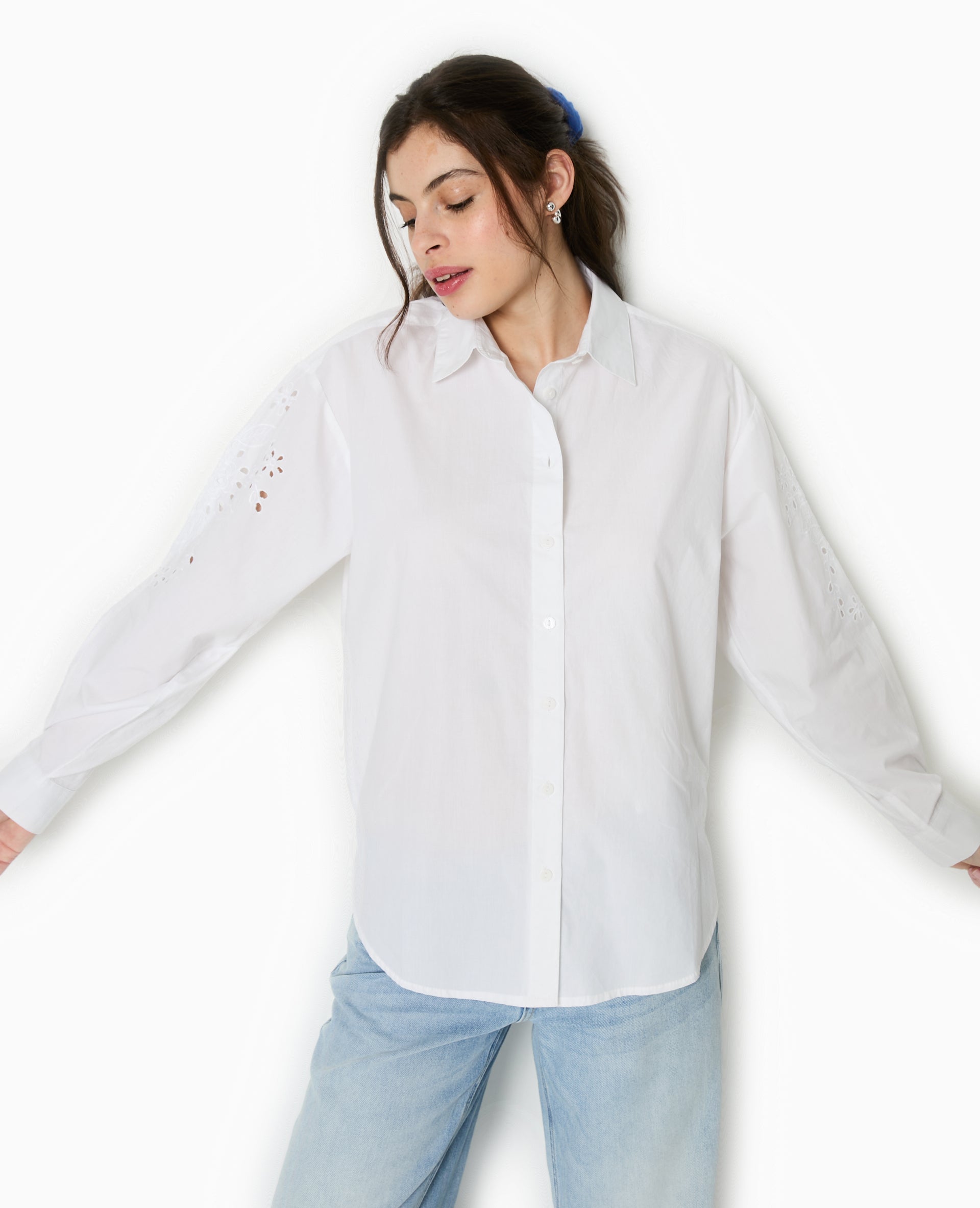 Chemise avec manches broderie anglaise