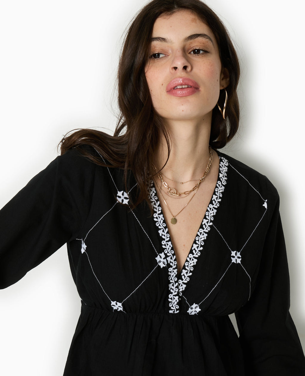 Blouse brodée manches longues
