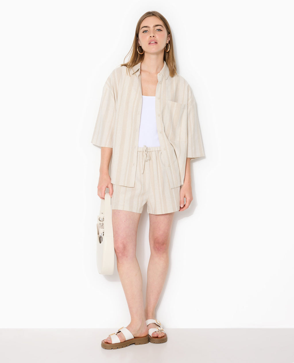 Chemise manches courtes oversize avec lin