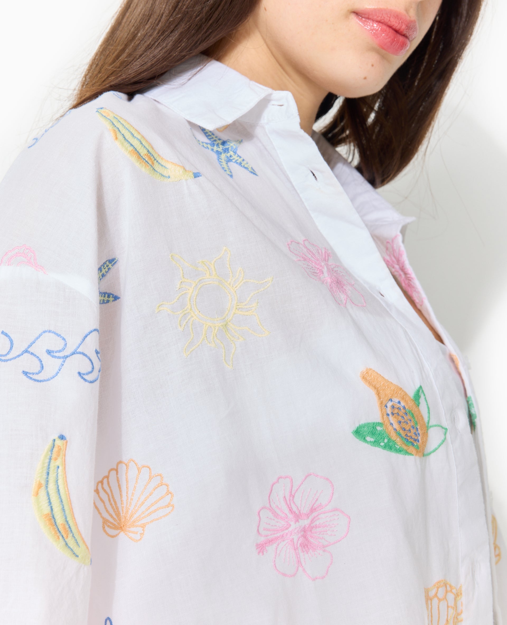 Chemise manches courtes brodée