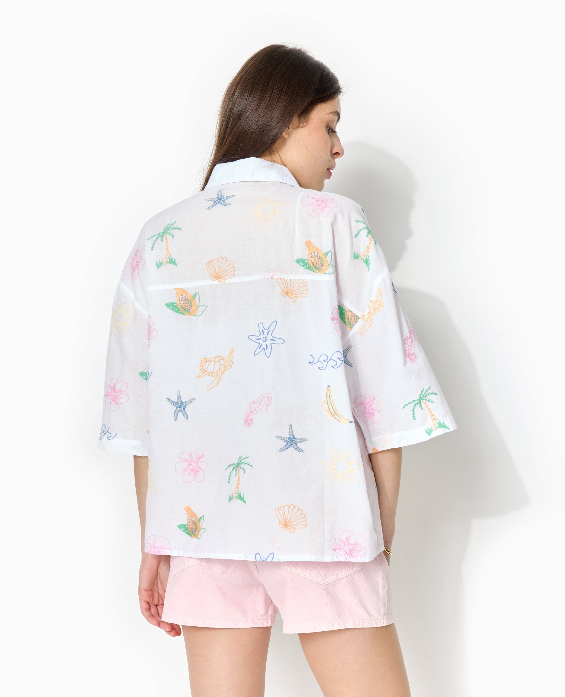 Chemise manches courtes brodée