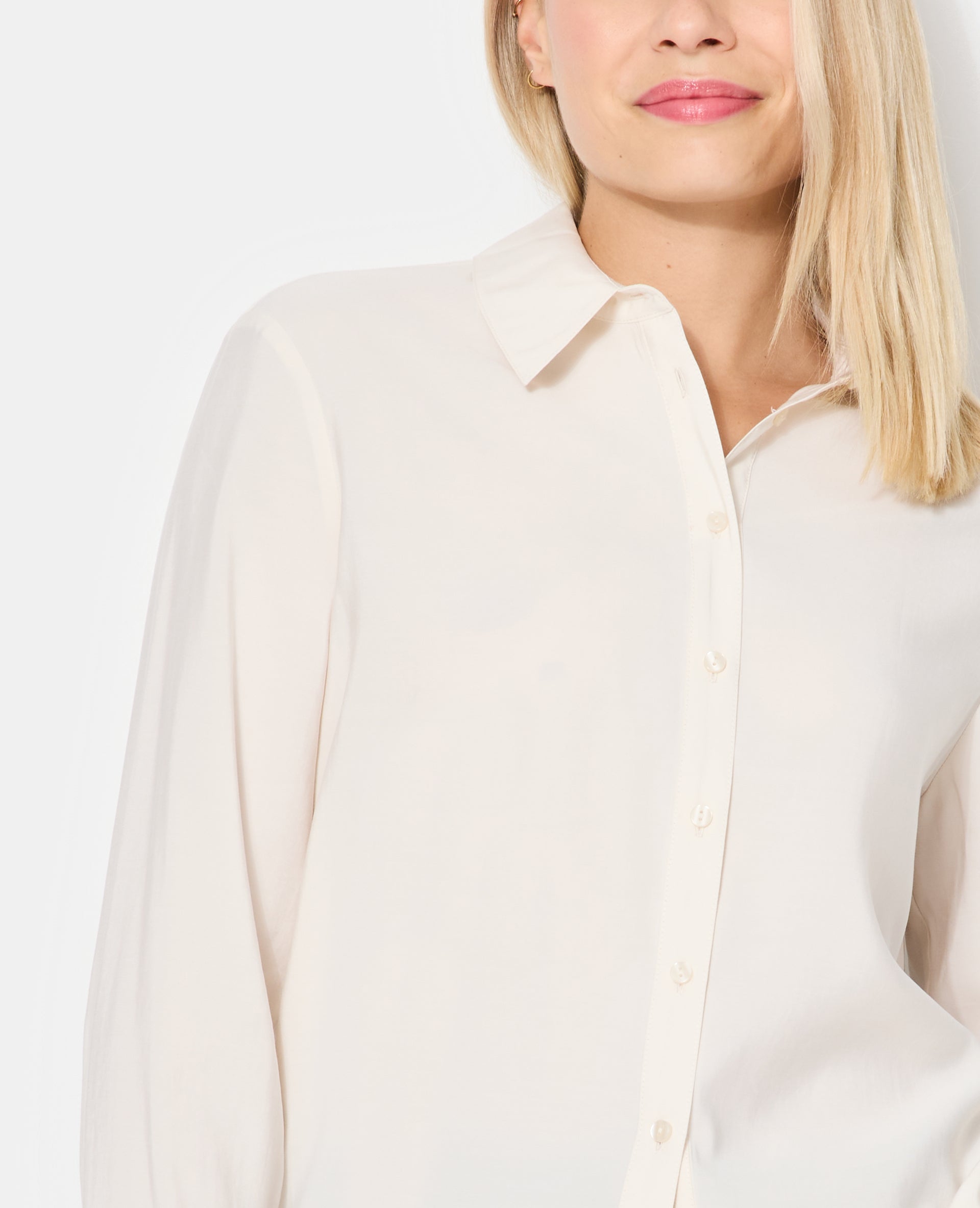 Chemise en tissu effet peau de pêche
