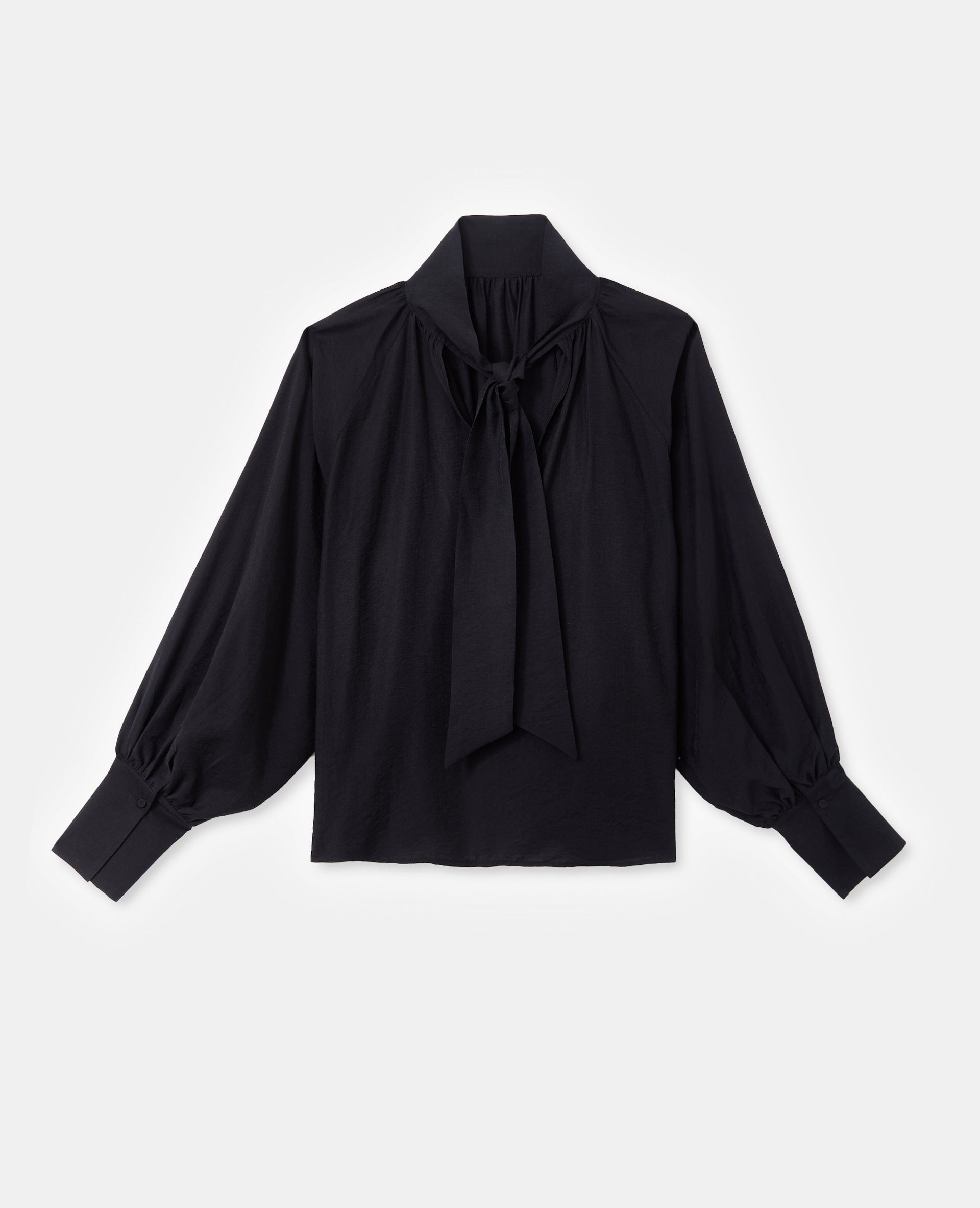 Blouse manches ballons et col lavallière