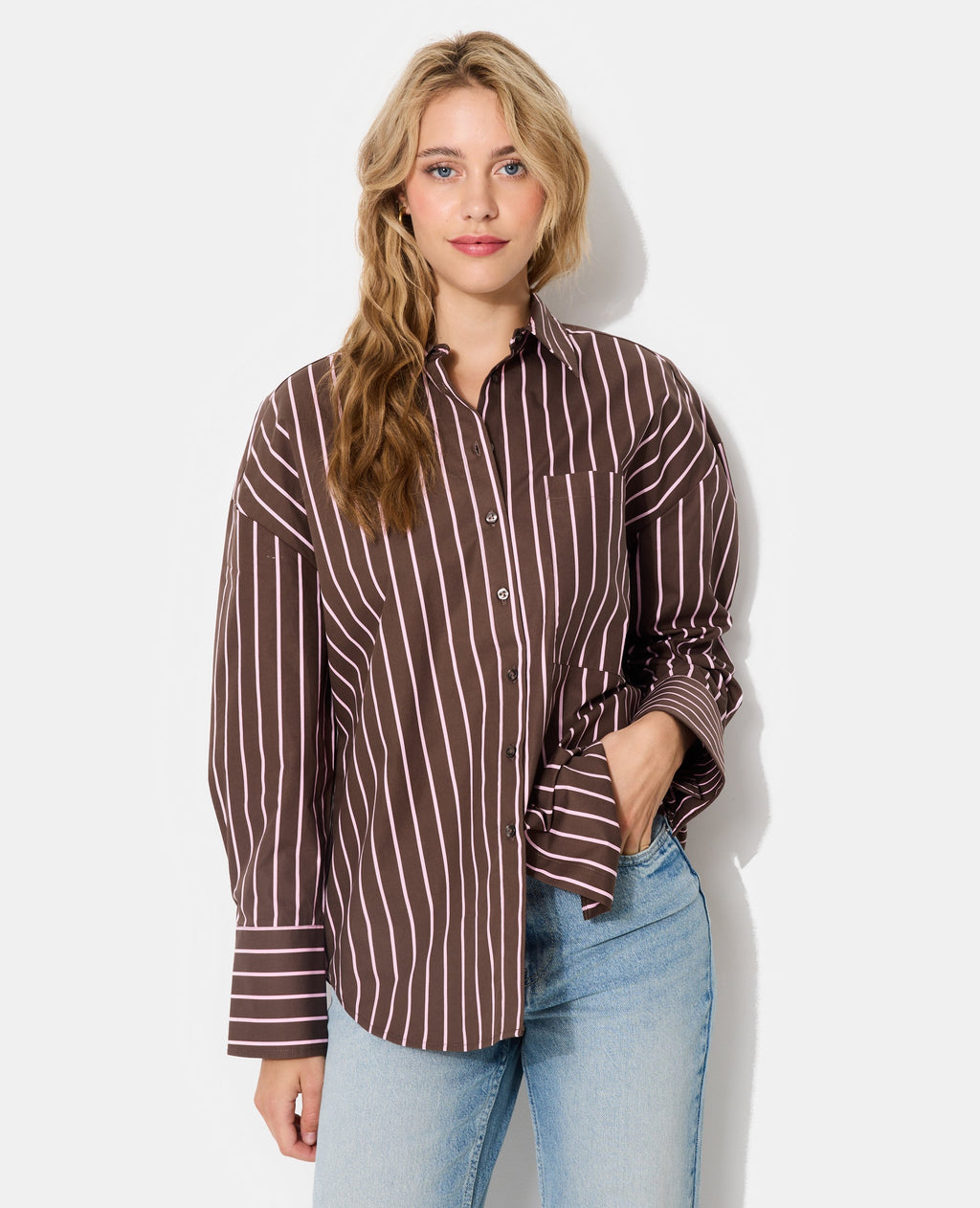 Chemise oversize avec poche motif rayures